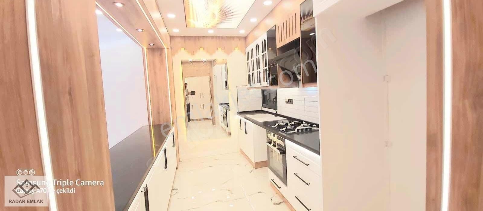 Konak Güzelyalı Mahallesinde 3+1 Yüksek Giriş Bakımlı Daire - Görsel 11