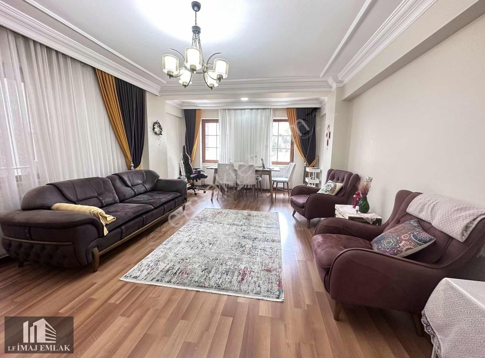 Ümraniye Tantavi De 5+2 200 M2 Net Geniş Odalı Bakımlı Dubleks - Görsel 18