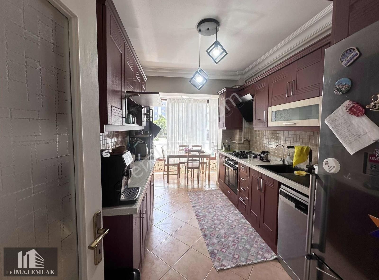 Ümraniye Tantavi De 5+2 200 M2 Net Geniş Odalı Bakımlı Dubleks - Görsel 11