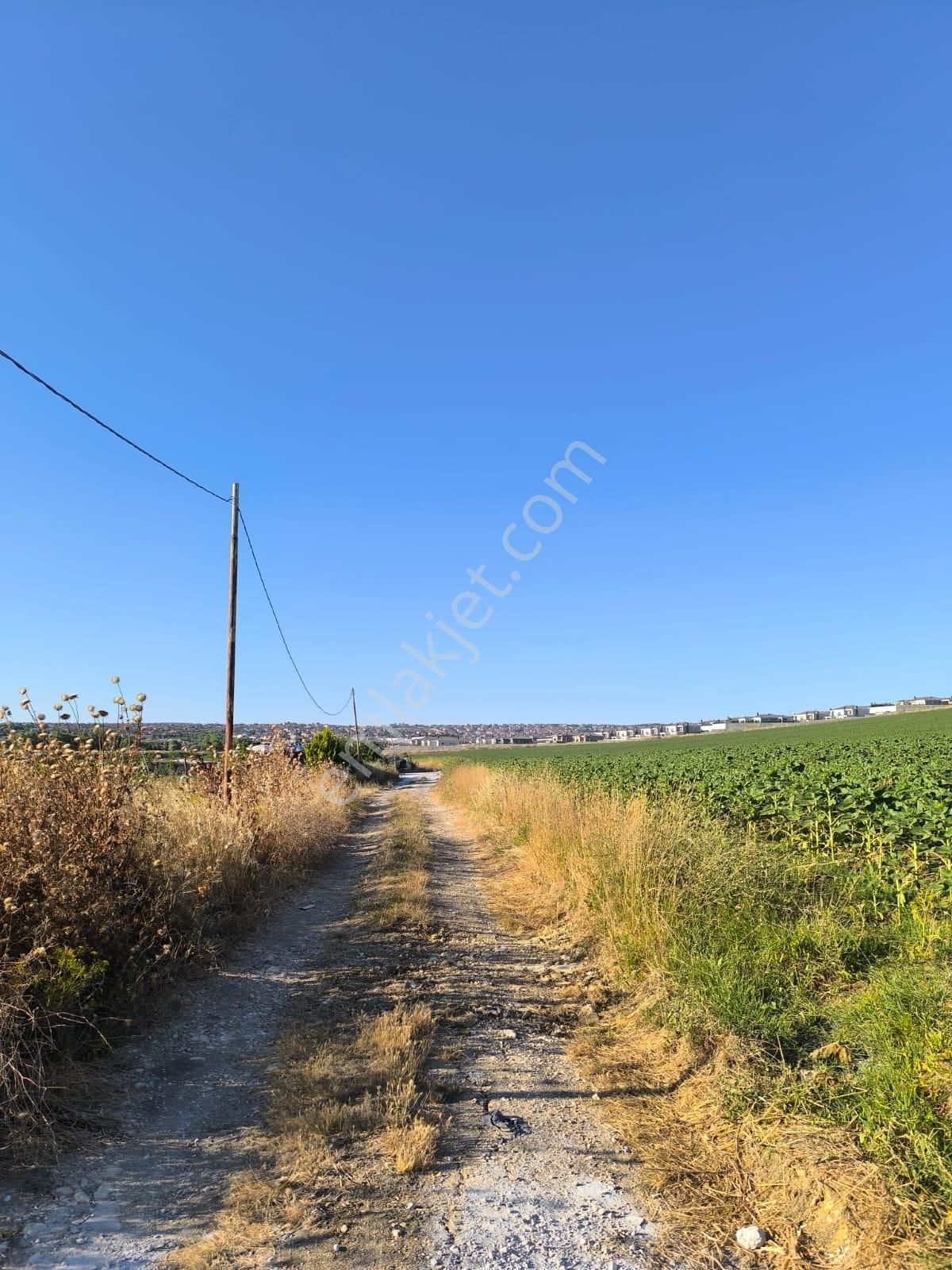 Özaktaş'tan Alkent Villaraın Bitişiği 400 M2 Hazır Tapu