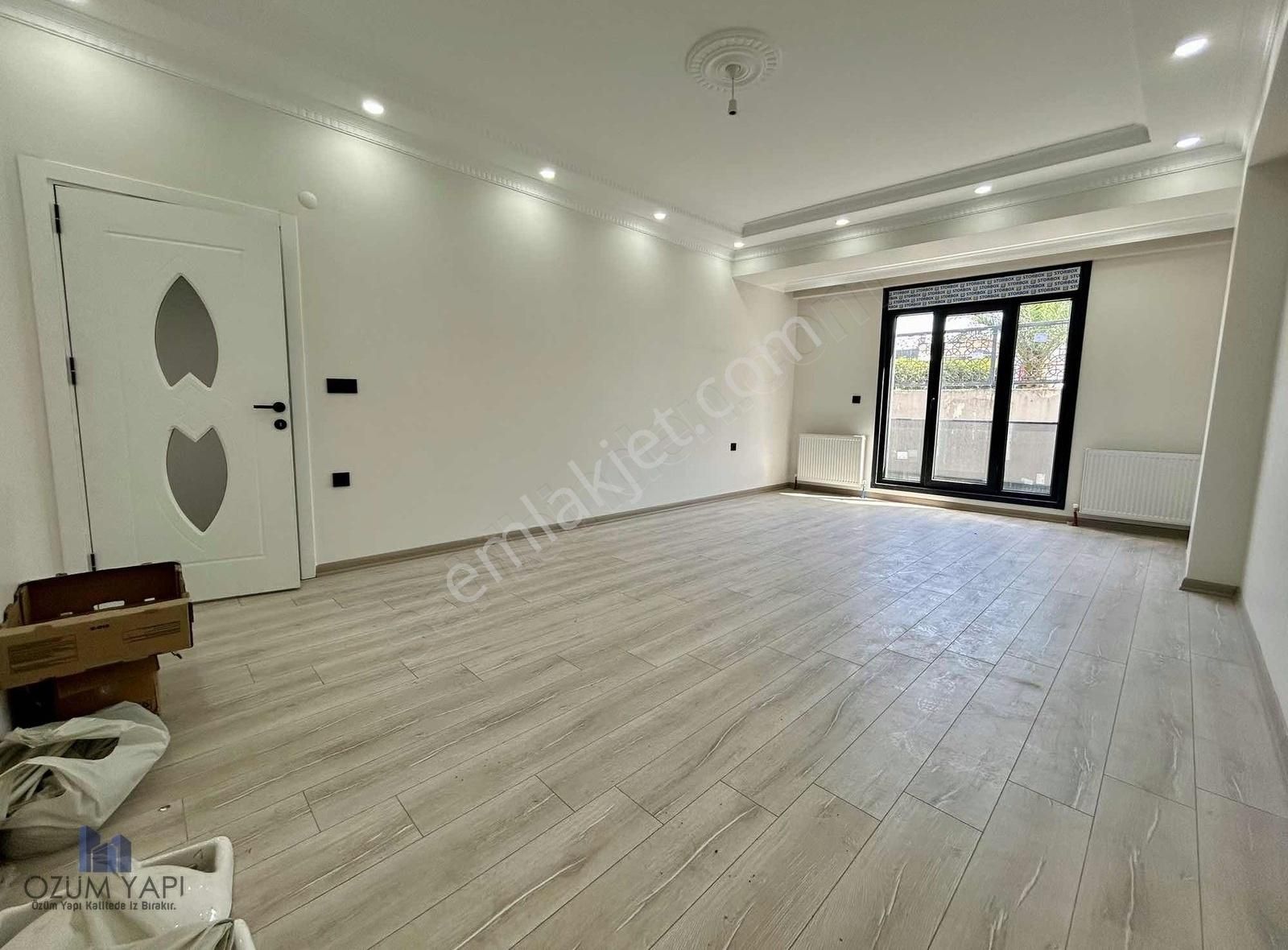 Merkezi Konumda 1.sınıf İşçilikli Ebeveyn Banyolu 95m2 Daire