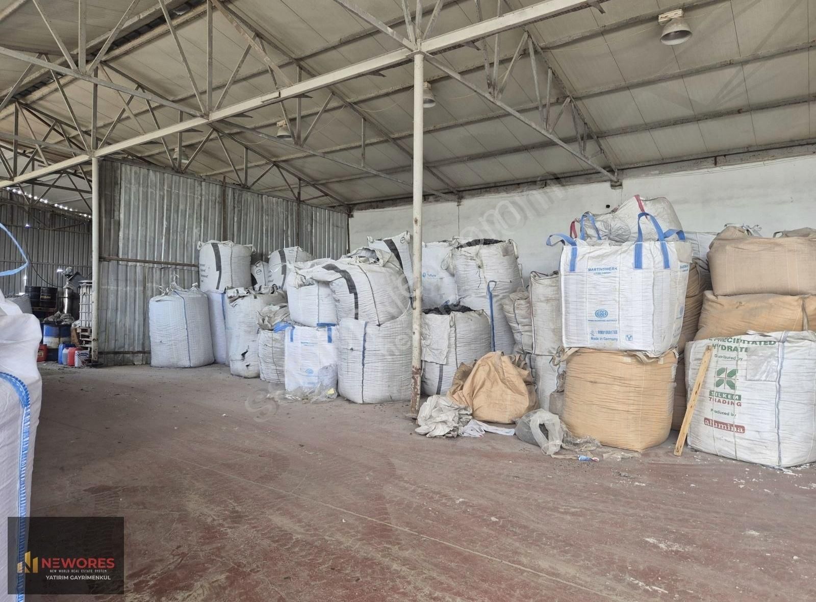 Gebze Pelitli'de Kiralık Atölye-depo