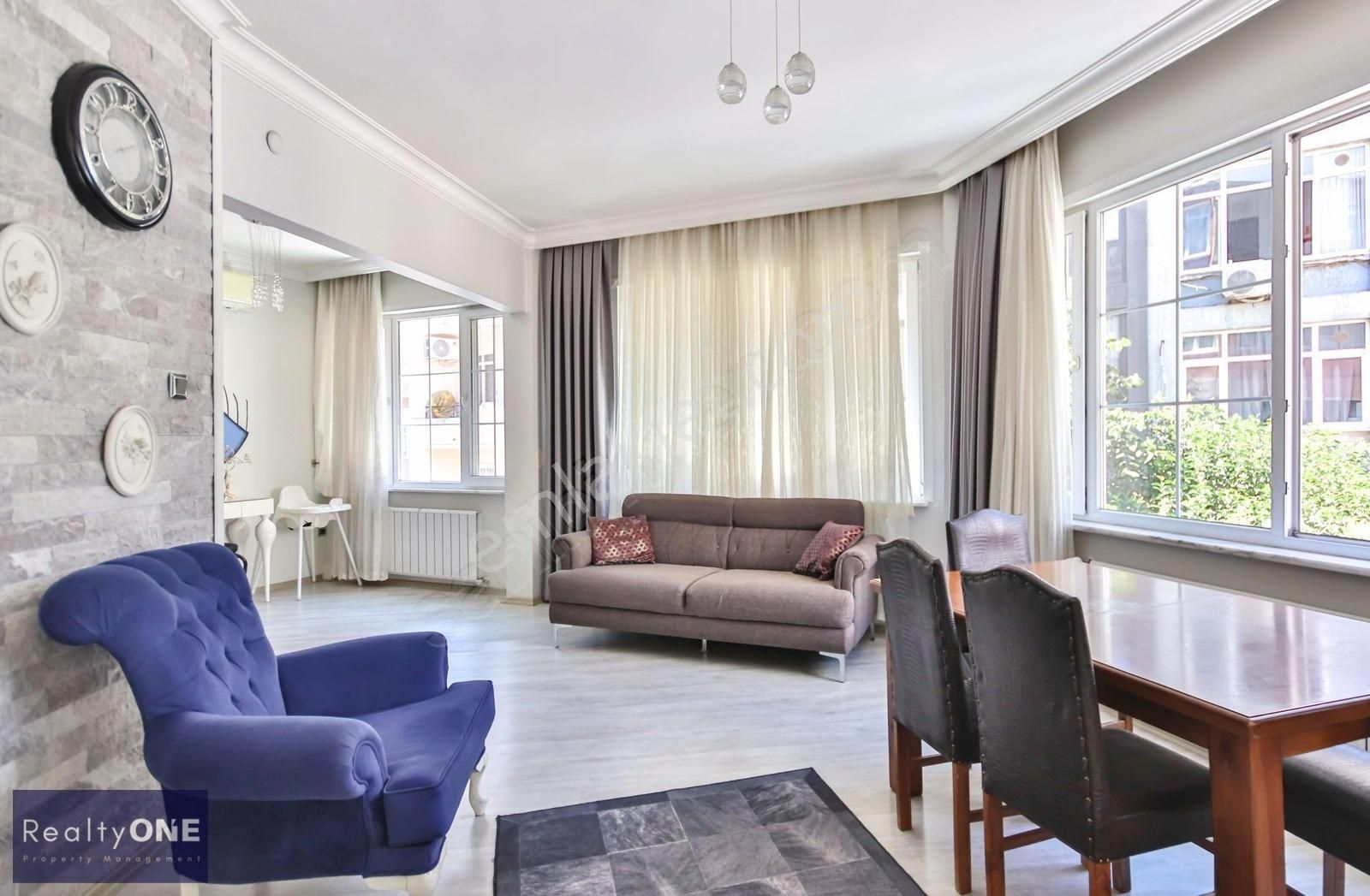 R-one Beyoğlu Cihangir Geniş Ve Ferah Eşyalı 2+1 Kiralık Daire