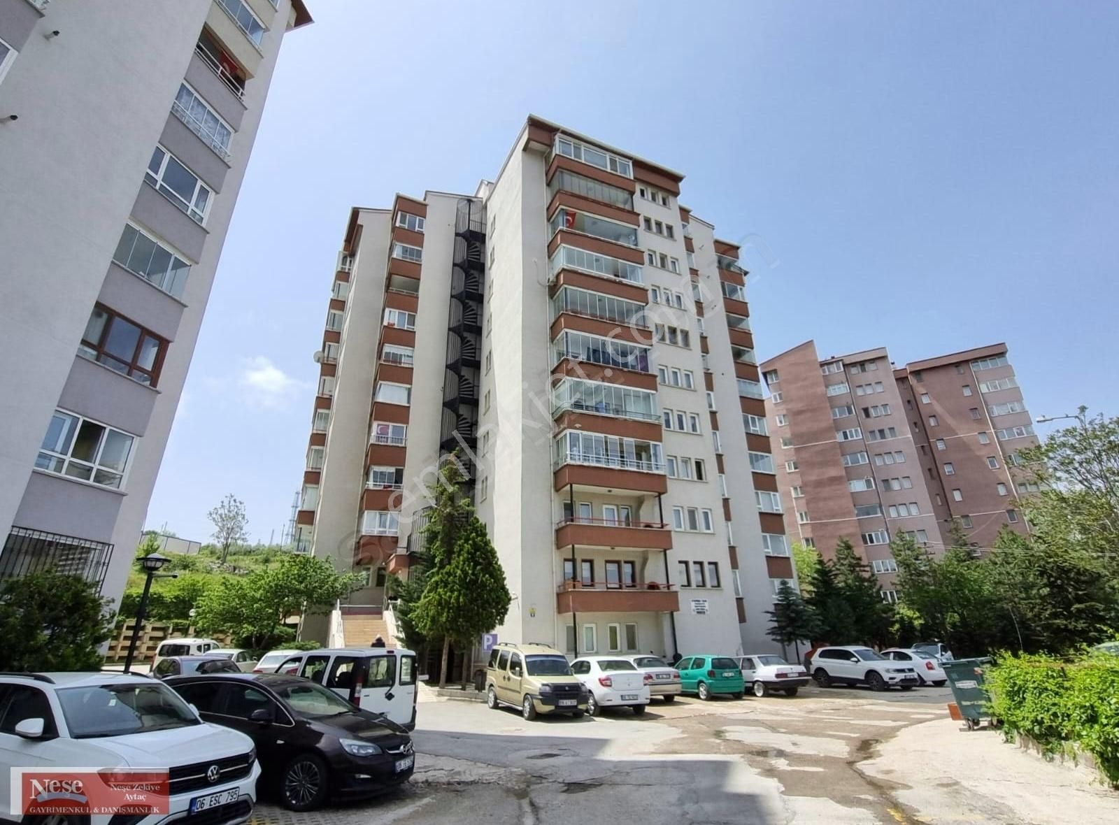 *** Yıldız 87 Sitesinde 3+1 Satılık Daire ***