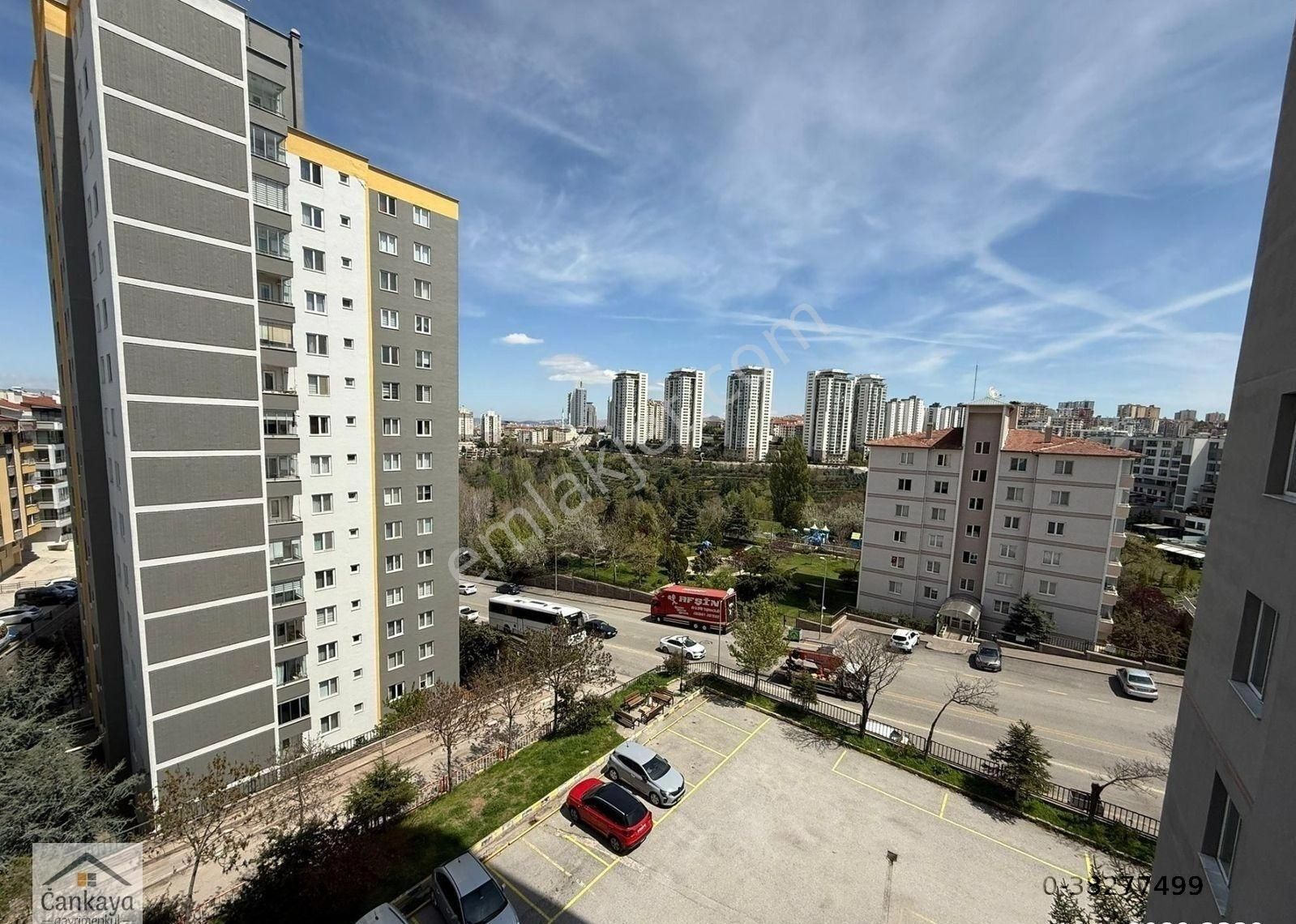 Çankayadan Dikmen Vadi Manzaralı Orta Katta Site İçerisinde Mantolamalı Çift Asansörlü Otoparklı