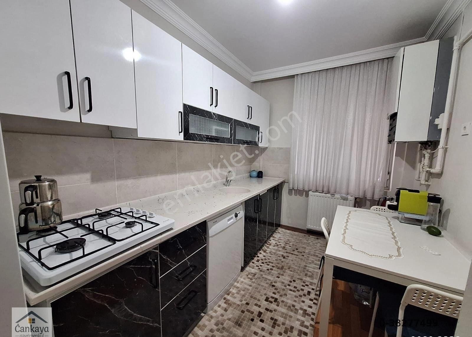 Çankayadan Dikmen Caddesi Yanı Mantolamalı 2+1 Bağımsız Salonlu Kombili Ön Cephe Yapılı Ve Masrafsız