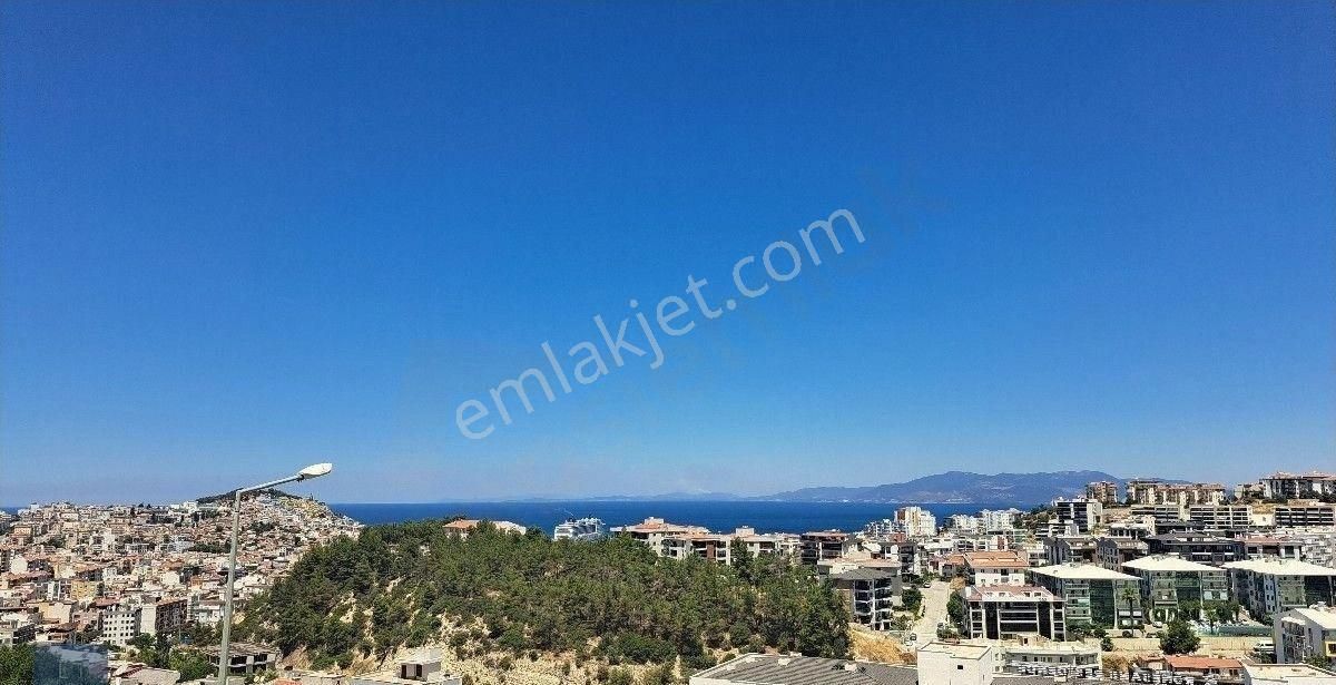 Kuşadası Merkezde Satılık Eşyalı Daire - Görsel 10