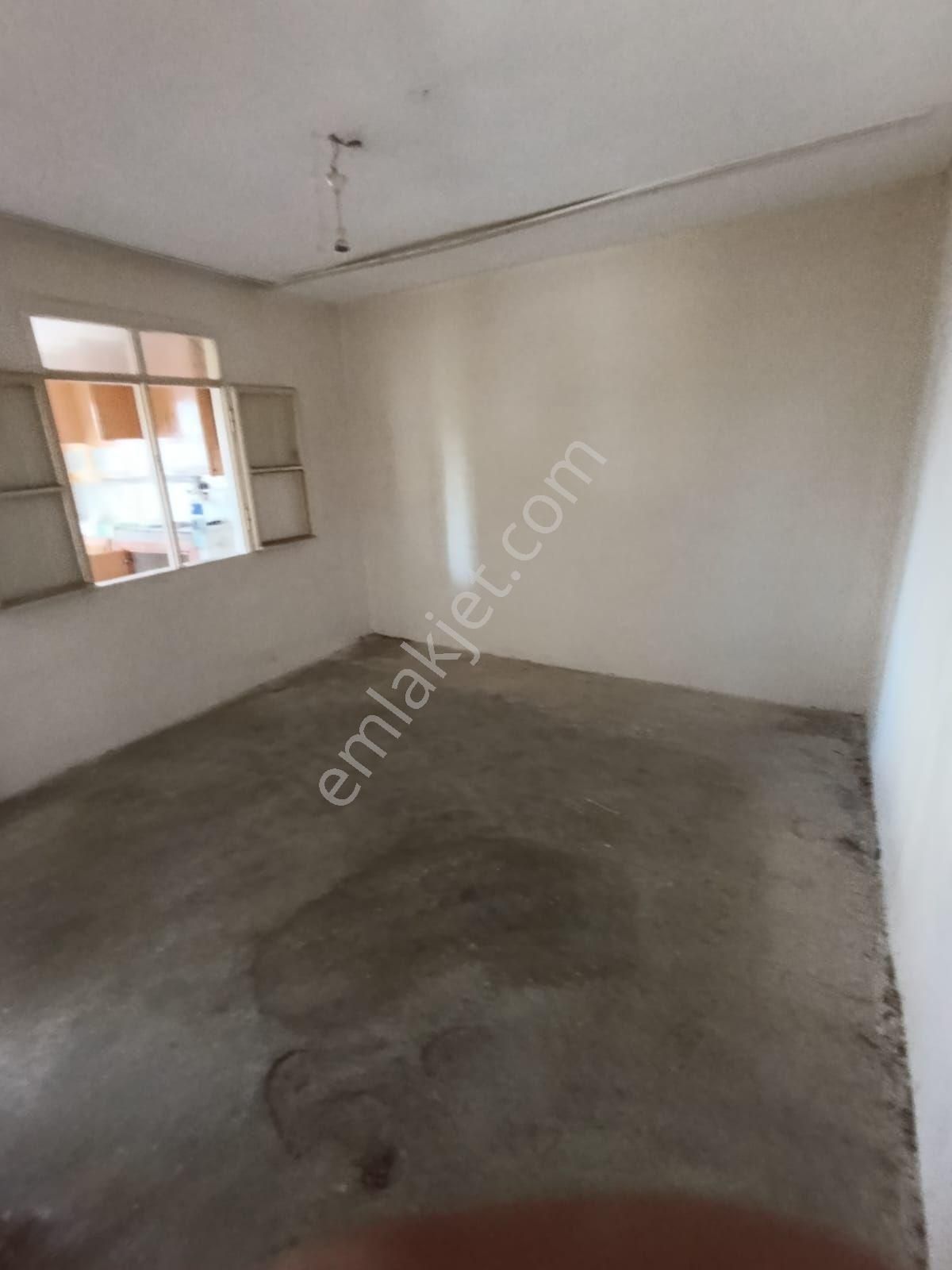 Demirhan Emlak'tan Mustafa Kemal Paşa Bulvarına İkinci Parsel Satılık Müstakil Ev - Görsel 7