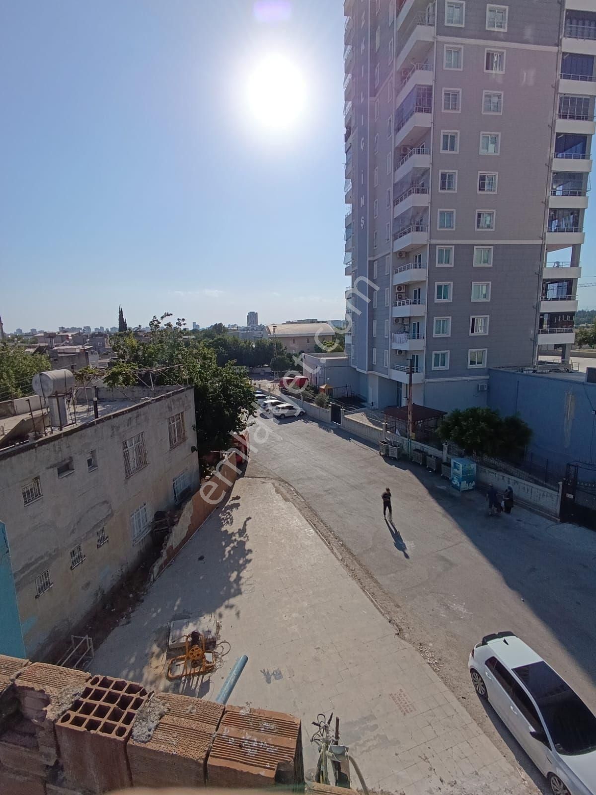 Demirhan Emlak'tan Mustafa Kemal Paşa Bulvarına İkinci Parsel Satılık Müstakil Ev - Görsel 14