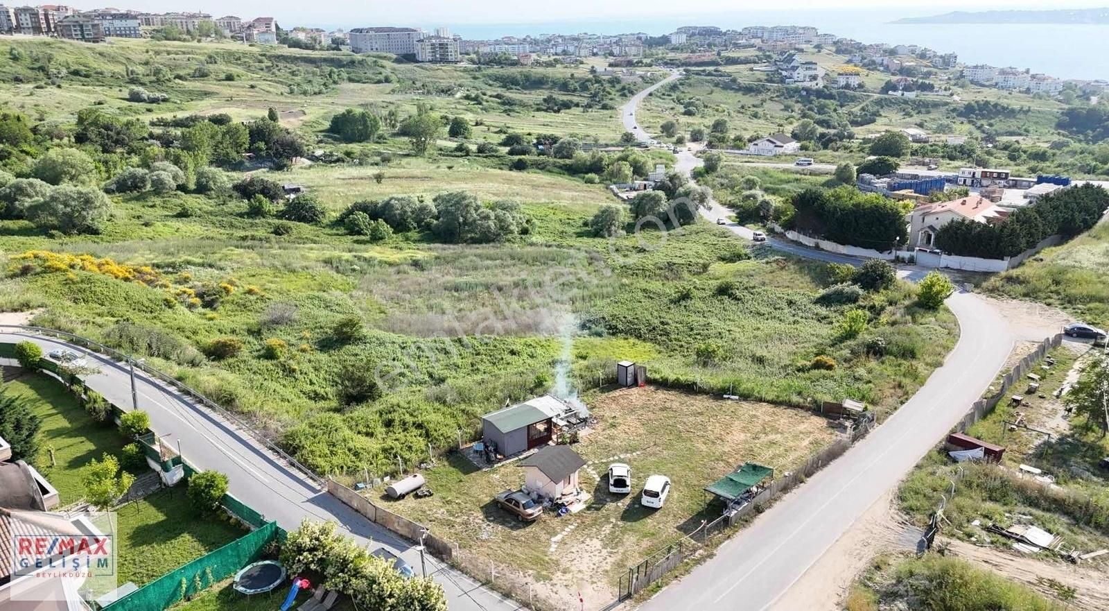Remax Gelişimden Büyükçekmecede 1137m2 Satılık Arsa