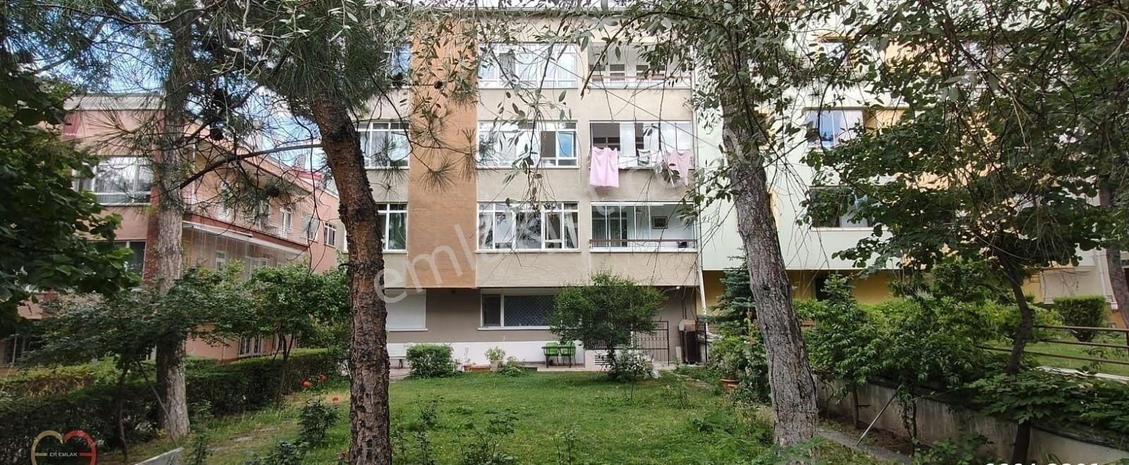 Bahçelievler Beşevler De 2+1 Ara Kat Ön Cephe Daire
