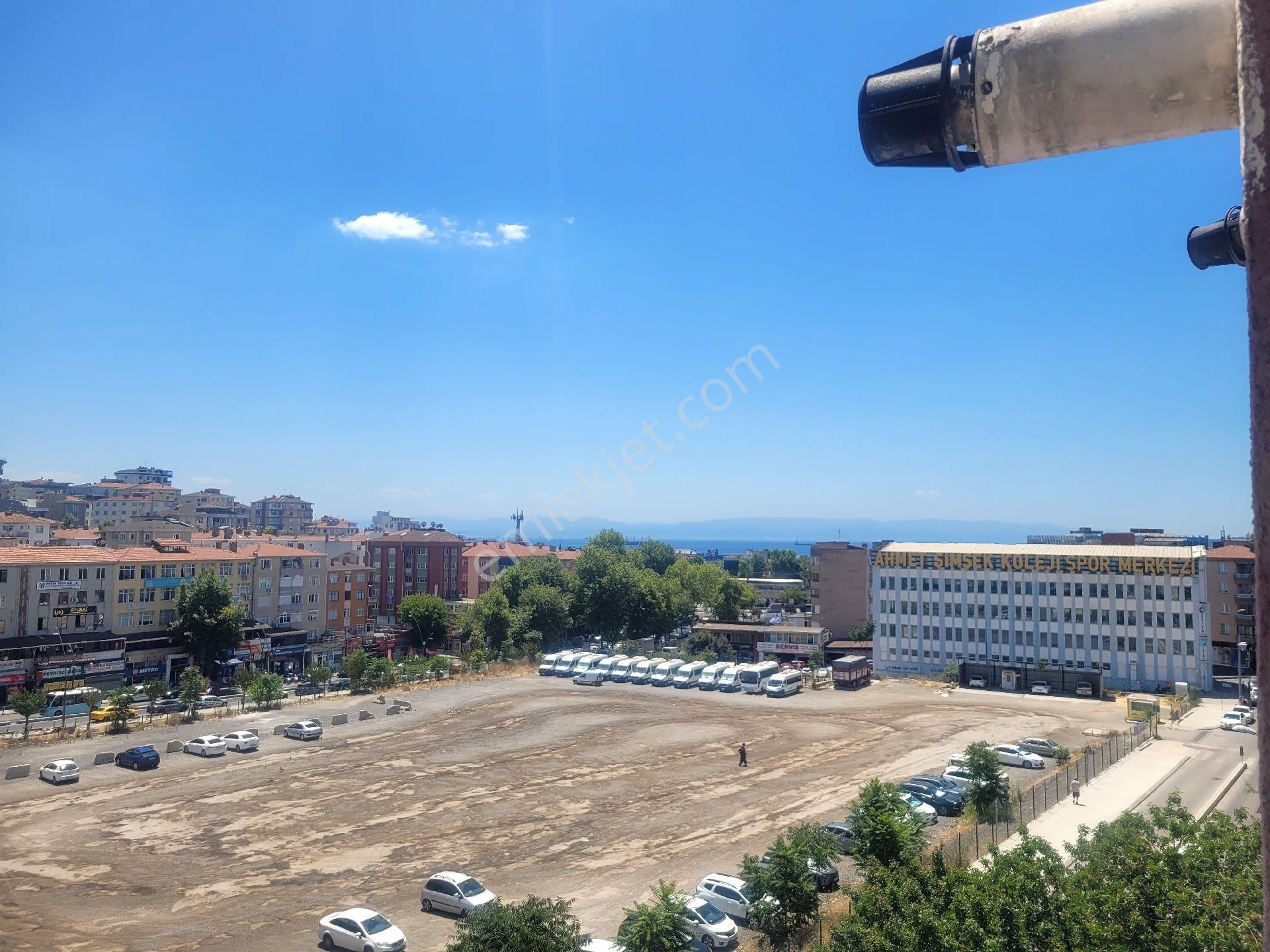 Kartal Merkezde Kat İrtifak Tapulu
