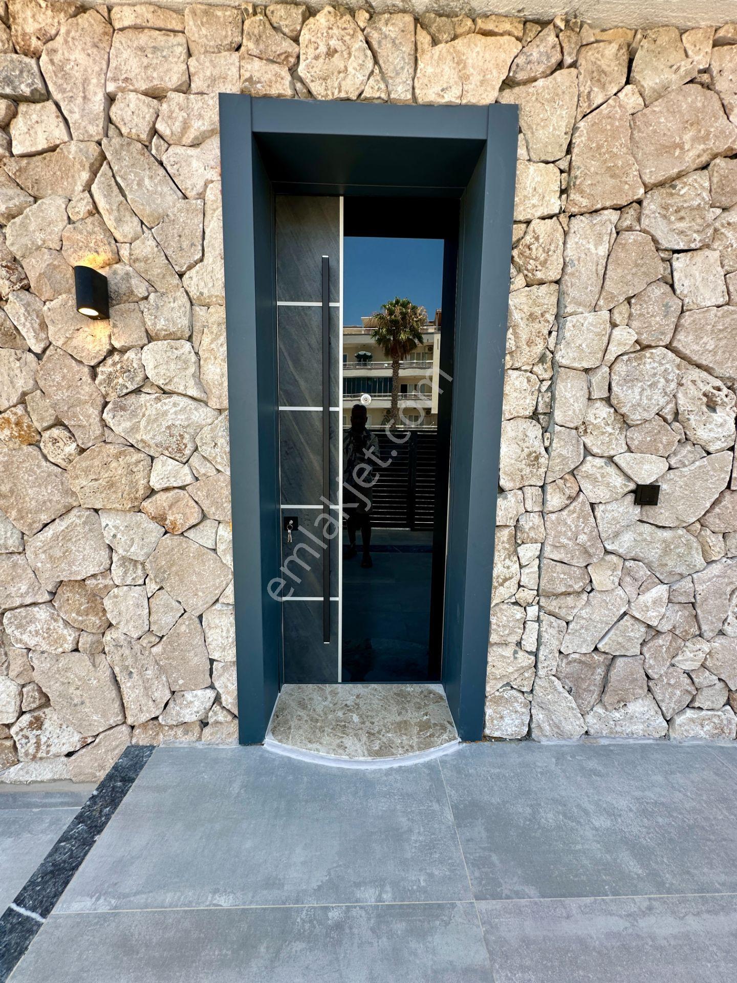Villacı Onur'dan Didimde Ultra Lüx Satılık 4+1 Full Eşyalı Villa , Çift Havuzlu - Görsel 10