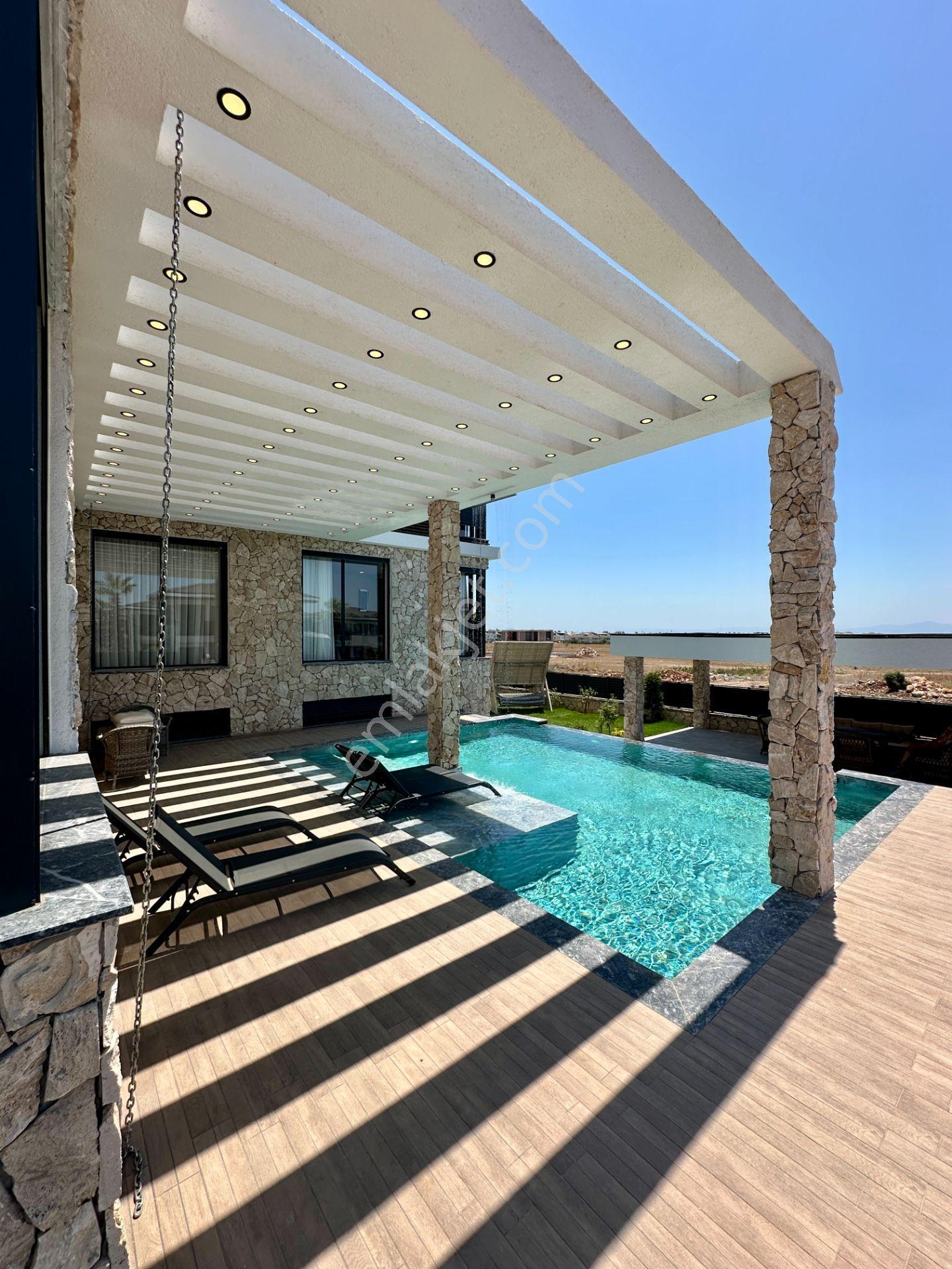 Villacı Onur'dan Didimde Ultra Lüx Satılık 4+1 Full Eşyalı Villa , Çift Havuzlu - Görsel 8