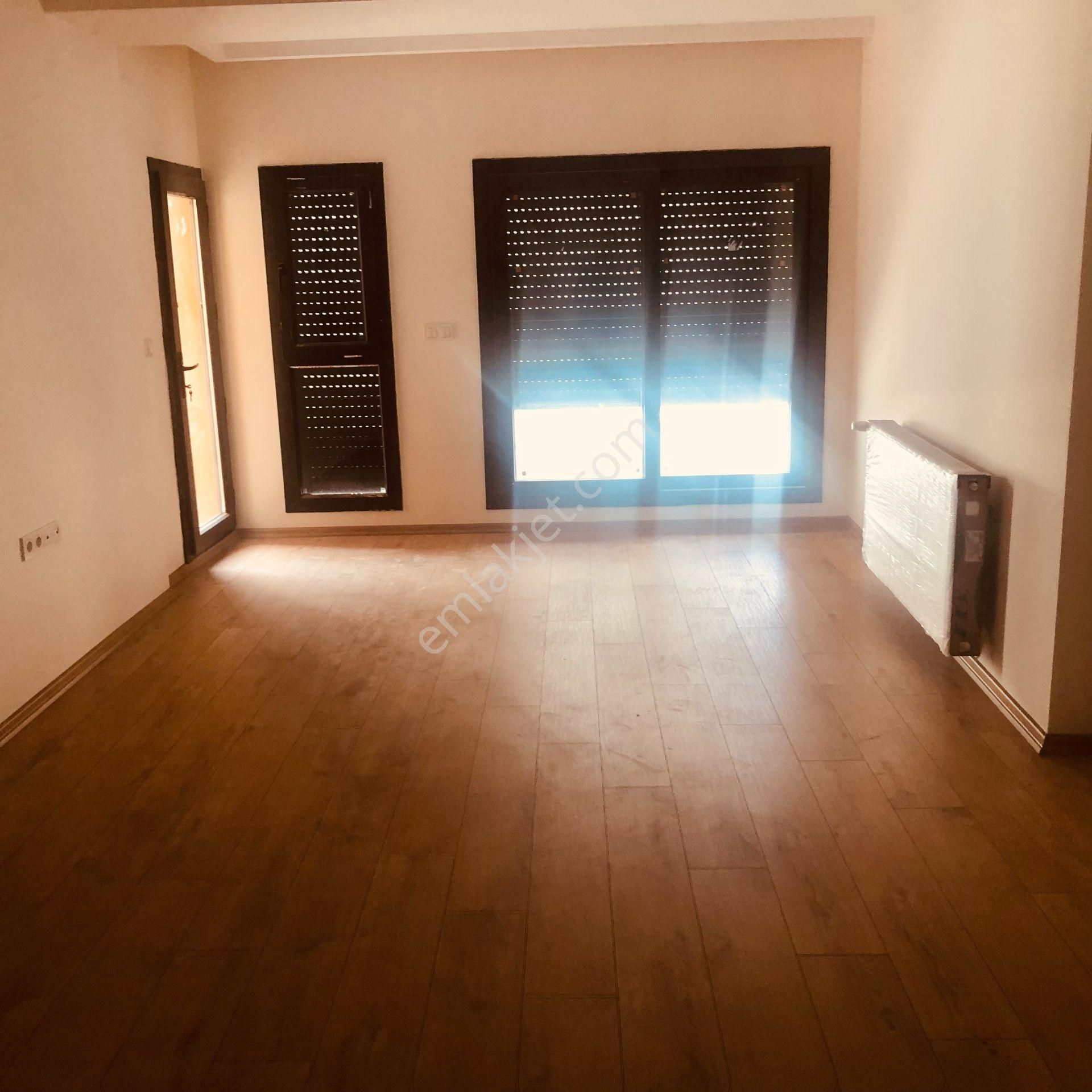 Karşıyaka Yalı Mahallesinde Satılık 2+1 Ultra Lüx Ara Kat Daire
