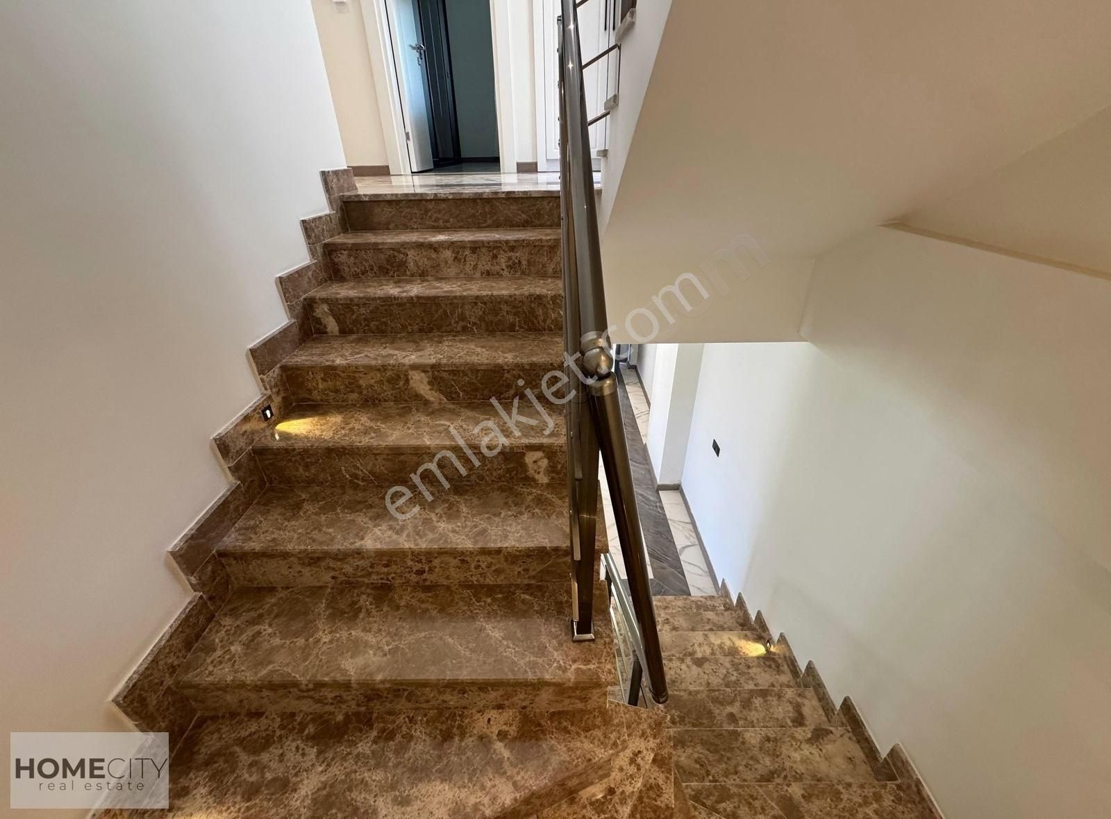 Alanya Kargıcak 5+1 500 M2 Full Eşyalı 3 Katlı Triplex Villa - Görsel 34