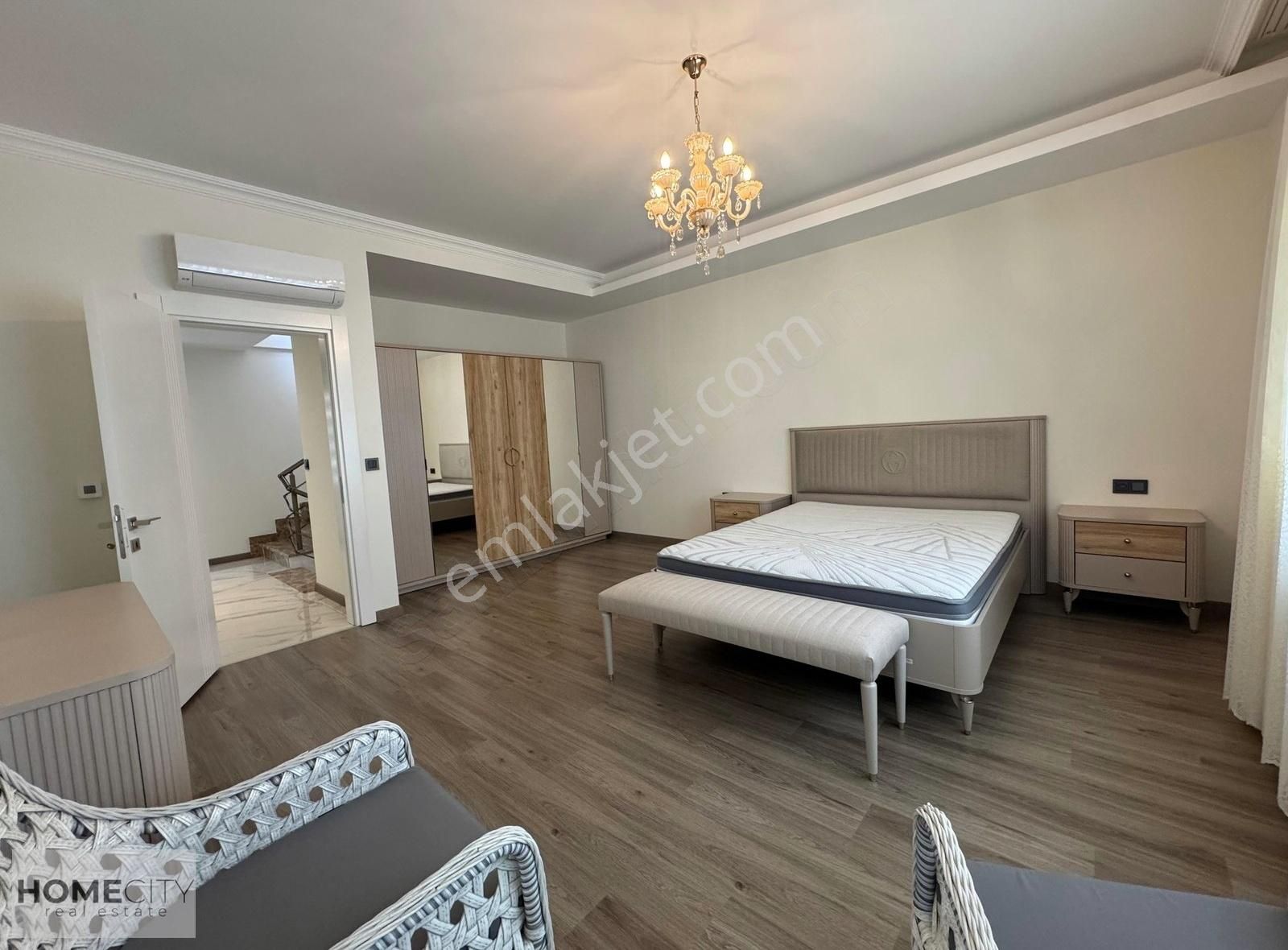 Alanya Kargıcak 5+1 500 M2 Full Eşyalı 3 Katlı Triplex Villa - Görsel 4