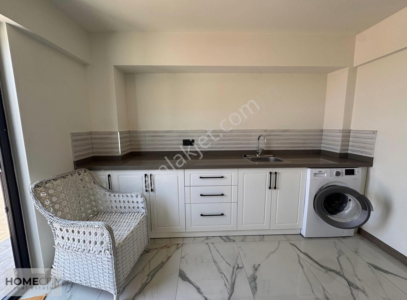 Alanya Kargıcak 5+1 500 M2 Full Eşyalı 3 Katlı Triplex Villa - Görsel 19