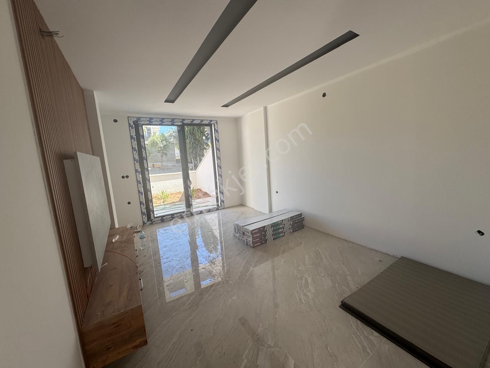 Fırsat Villa! Sıfır 2+1 Ön Cephe Ayrı Mutfak Müstakil Giriş - Görsel 9