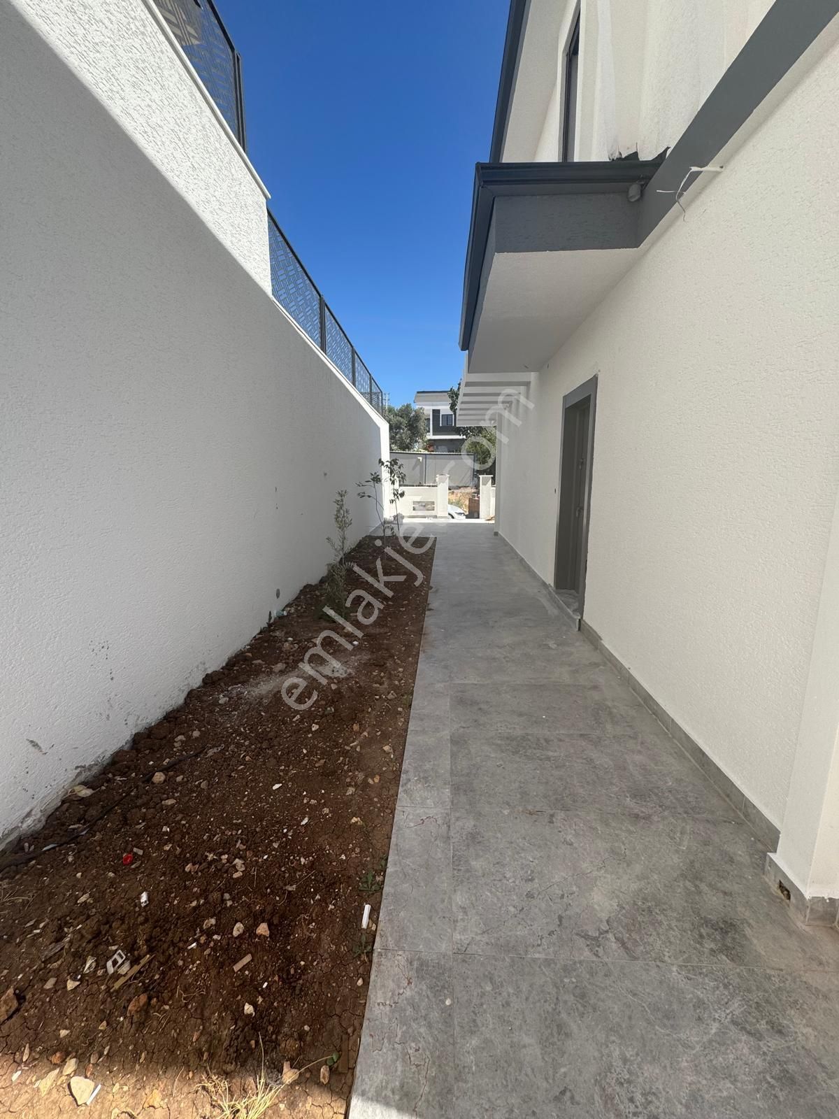 Fırsat Villa! Sıfır 2+1 Ön Cephe Ayrı Mutfak Müstakil Giriş - Görsel 7