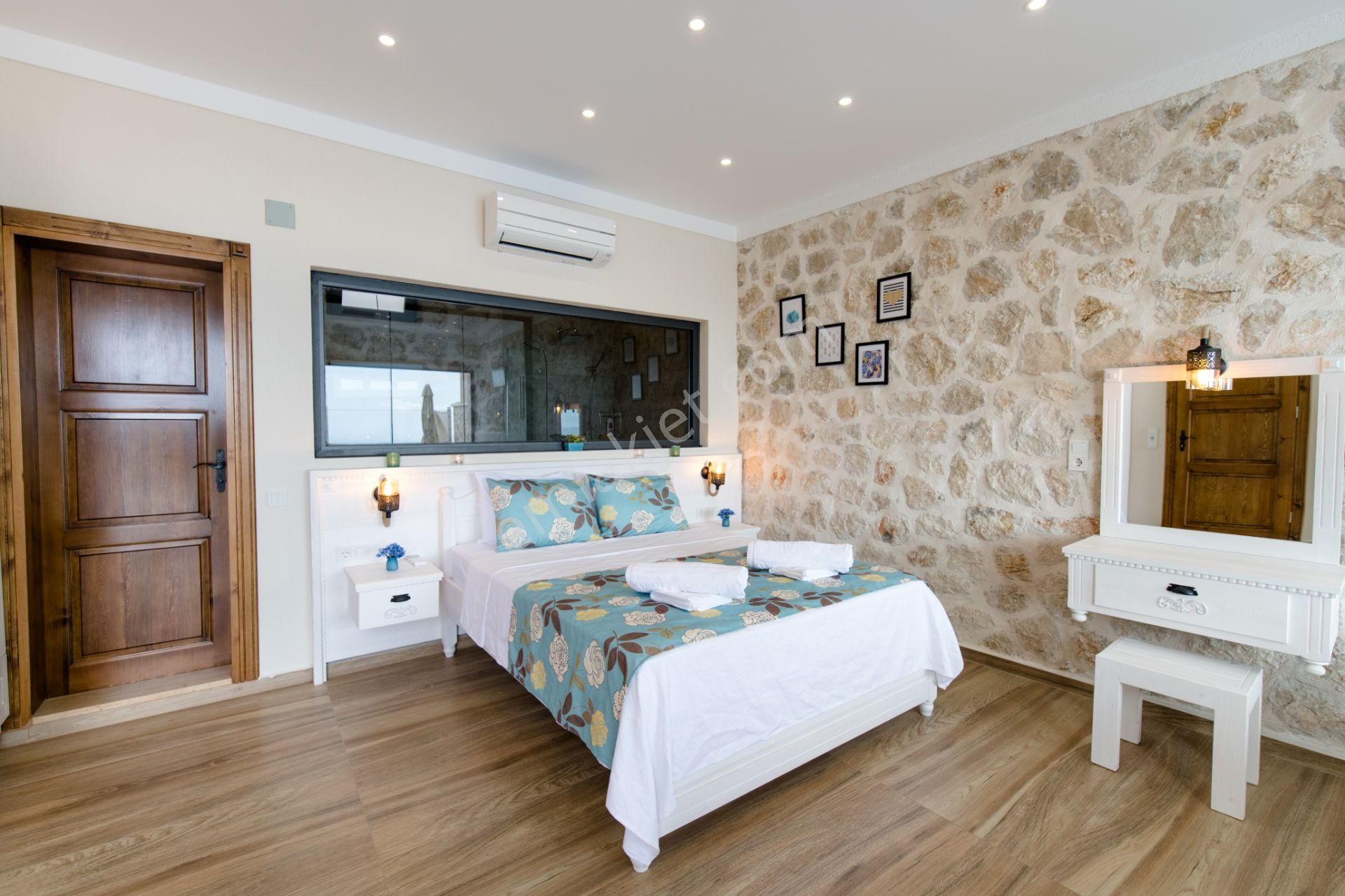 Tatil Merkezi Antalya Kaşta Kiralık Villa-villa Sur