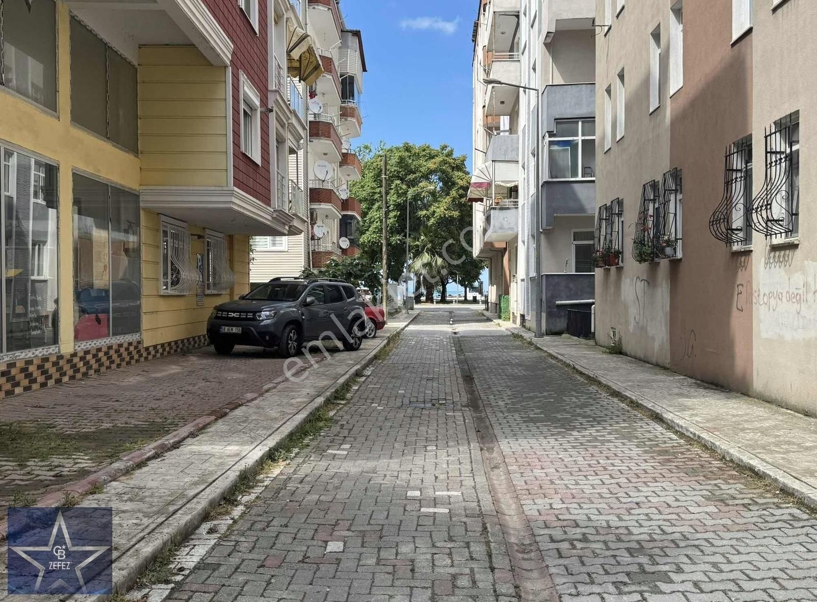 Denizevlerinde Sahile Yürüme Mesafesi 3+1 Kiralık Arakat Daire!