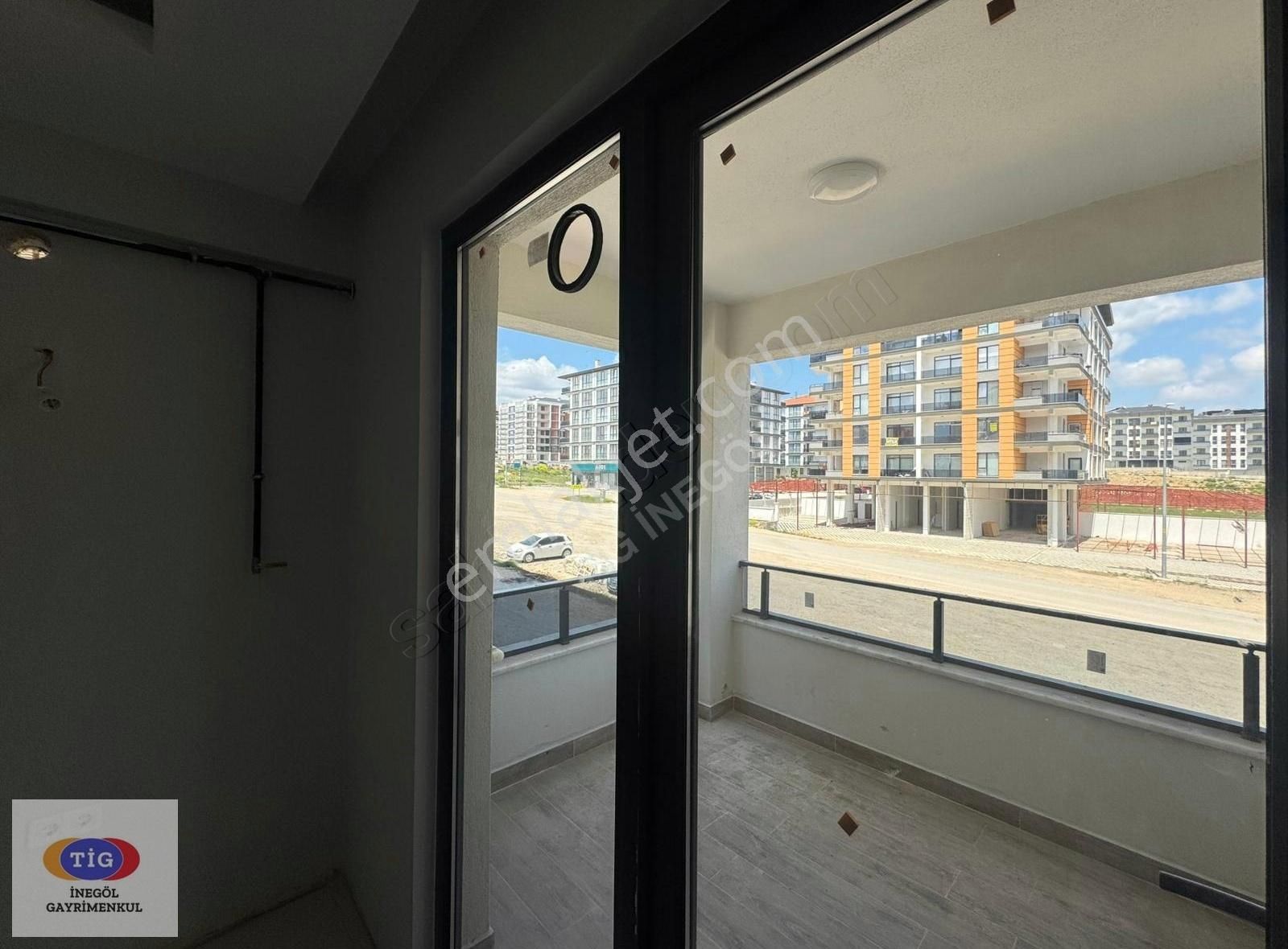 Tig İnegöl'den Karalar Mah. Yola Sıfır, Geniş 3+1 Daireler - Görsel 30
