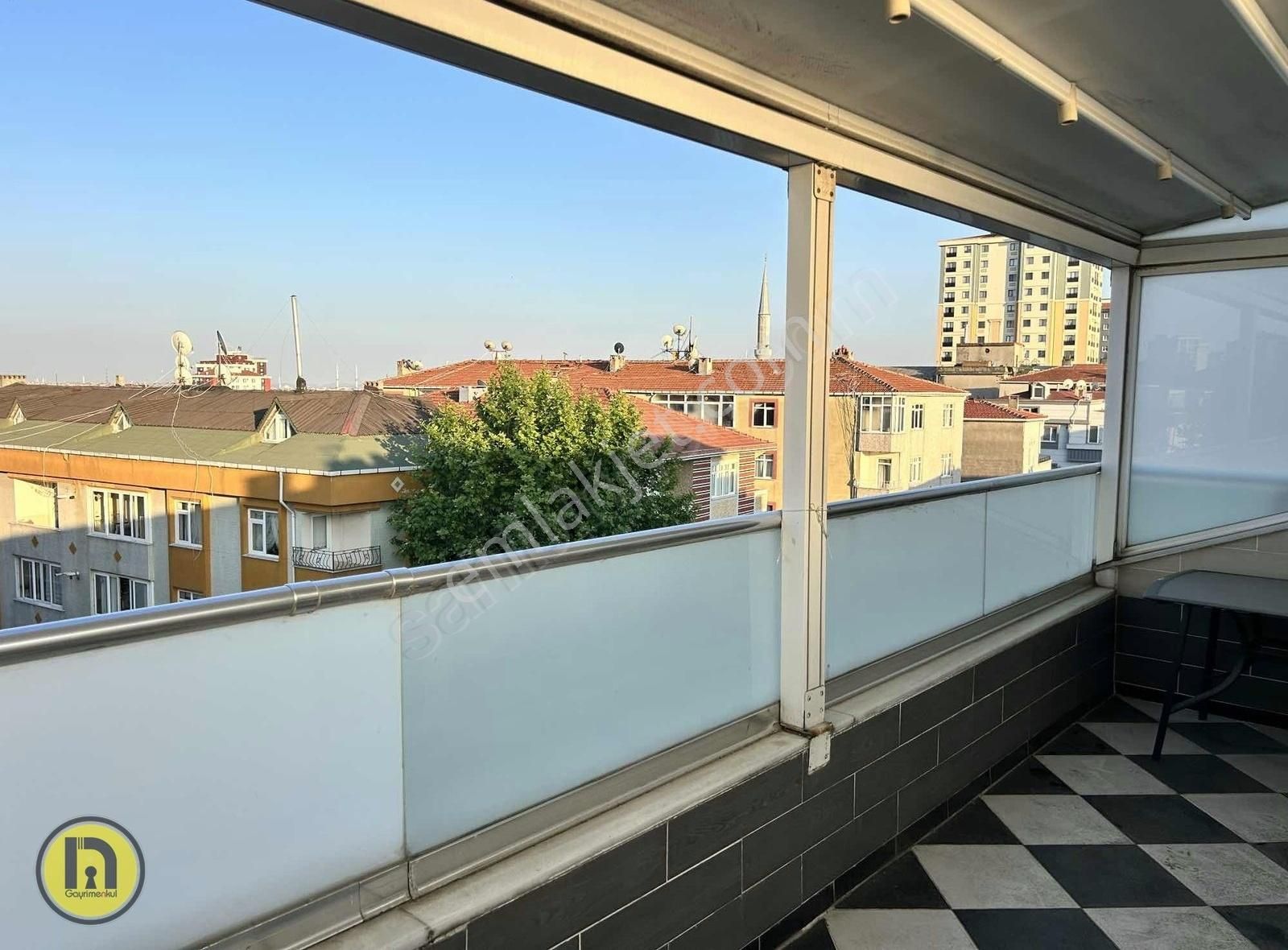 Cadde Üzeri Satılık Fırsat Dubleks Daire
