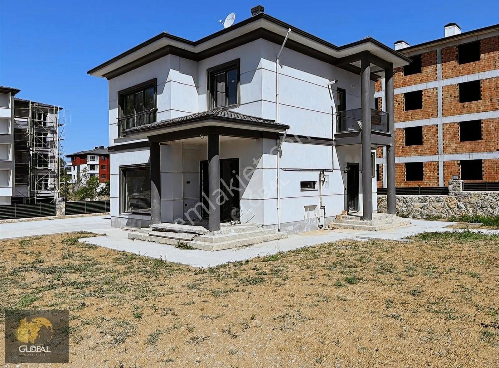 Karaköy Mah 4+1 Satılık Villa