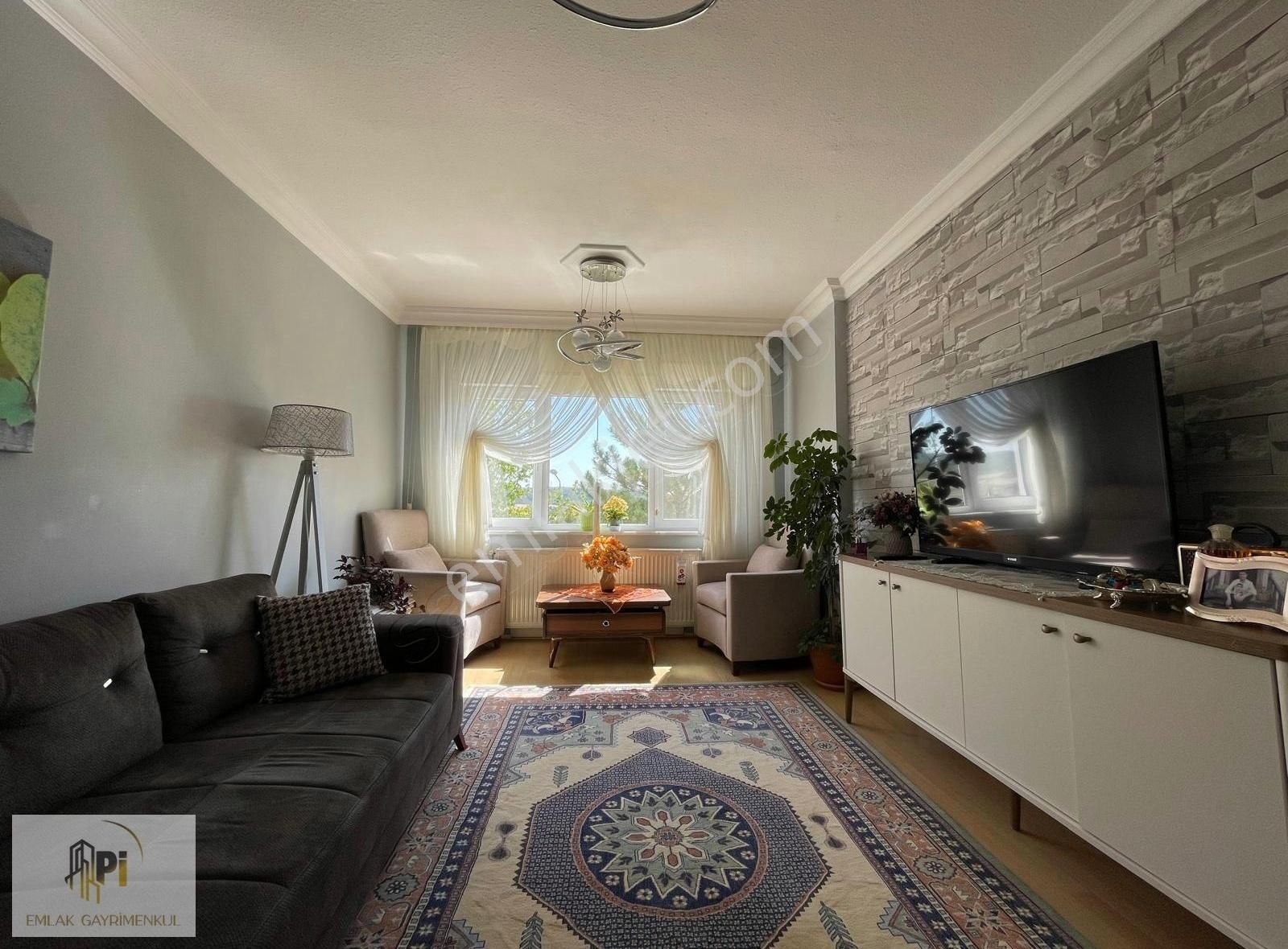 Pi Emlak'tan Site İçi Bakımlı 2+1 Satılık Daire