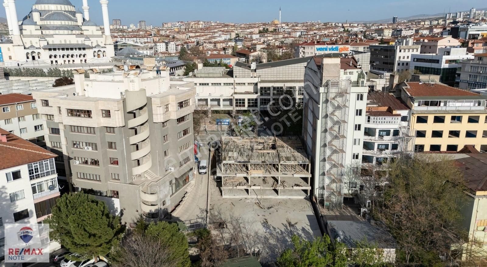 Çankaya Kızılay Meşrutiyet Mah. Satılık 1+1 Daire