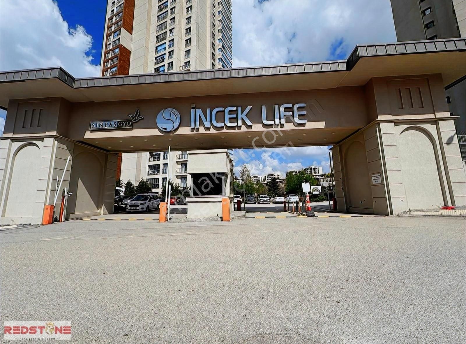 Sınpas İncek Life Muhteşem Manzaralı Boş 1+1 Satılık Daire