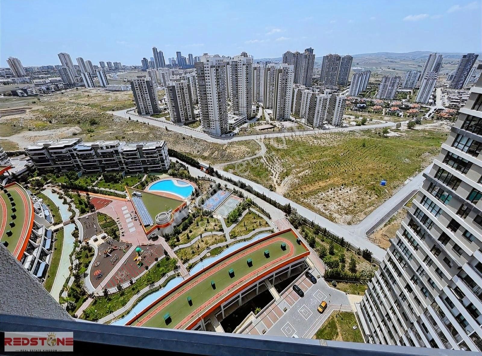 İncek Prestij Sitesi Büyük Tip 23.katta 4+1 Ve 3 Banyolu Daire