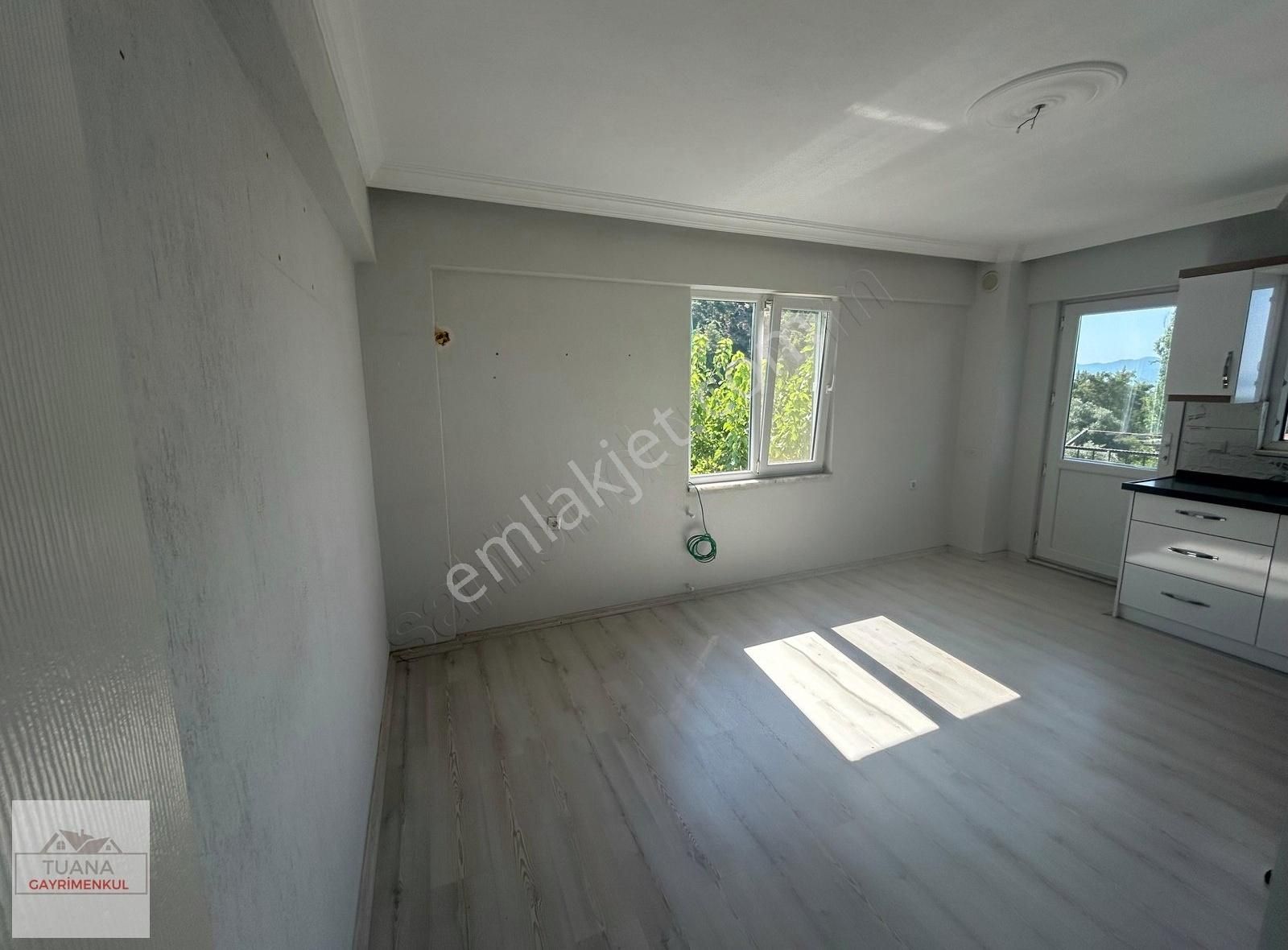 Tuana Gayrimenkul'den Yeşilköy'de 2+1 Kiralık Daire - Görsel 18