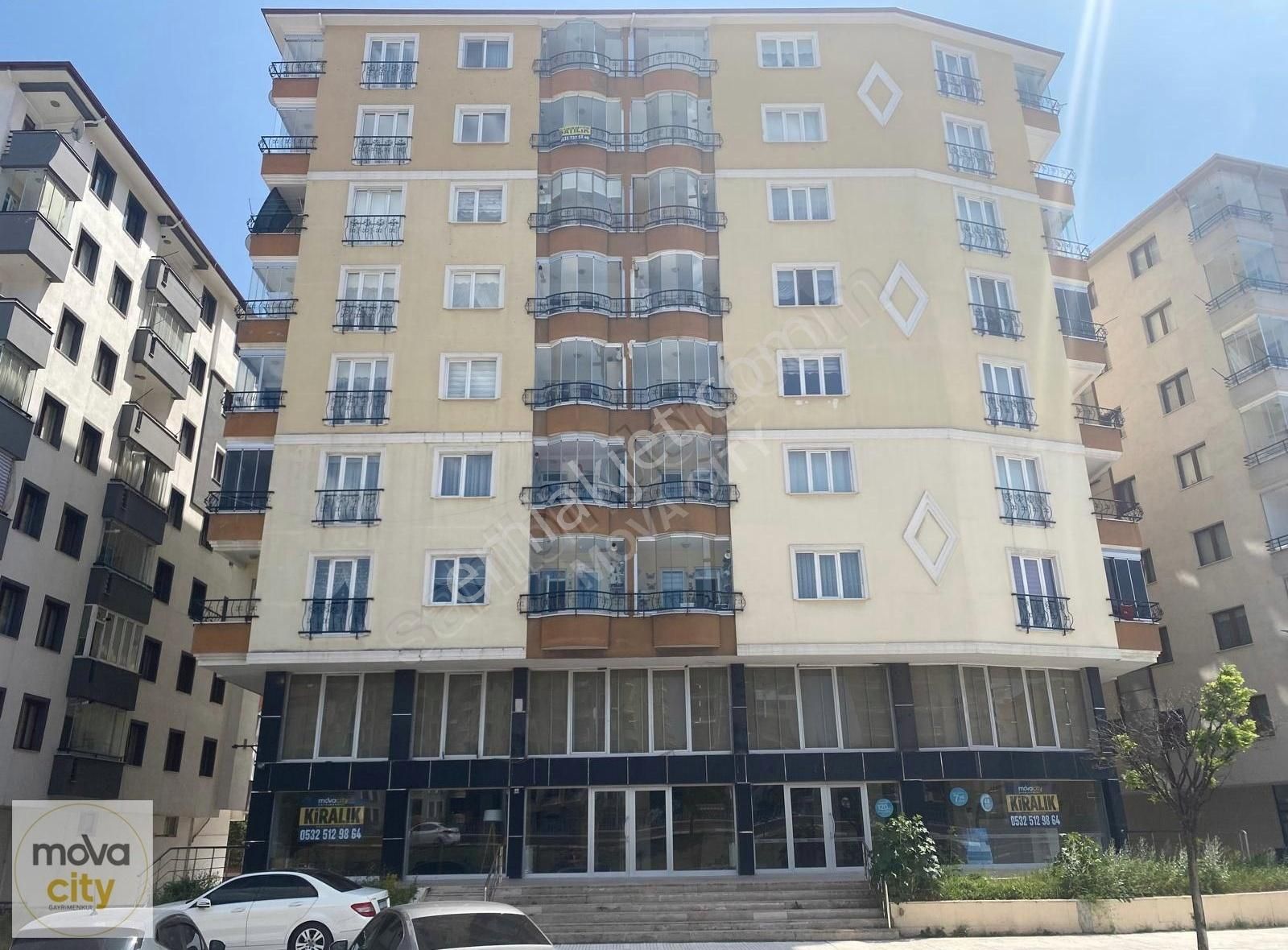 Çevre Yolu Cepheli 1250m2 Kiralık Dükkan