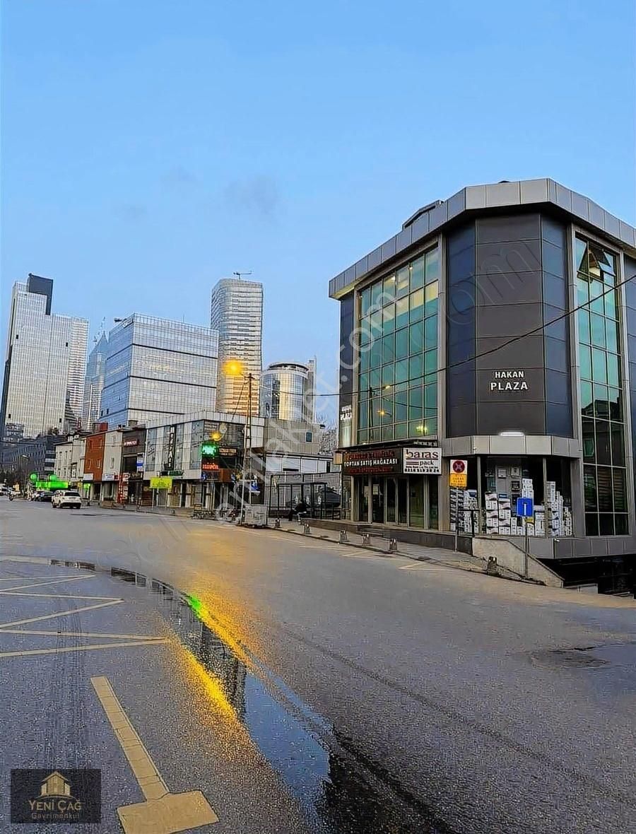 Barbaros Mah. Cadde Üzeri Çatı Katı 220m2 Kiralık Ofis
