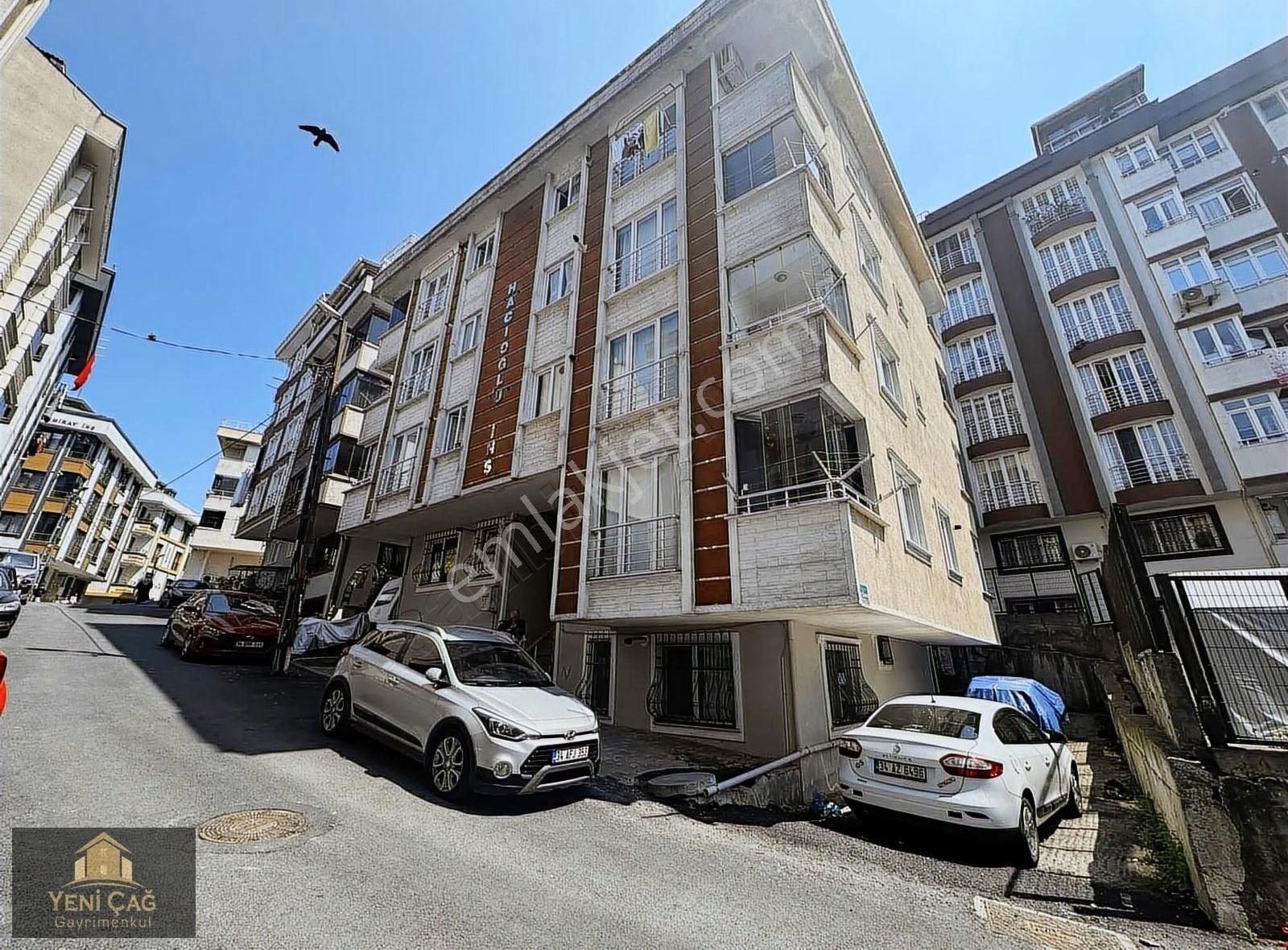 Emniyette 70m2 Brüt 2+1 Yüksek Giriş Fırsat Daire