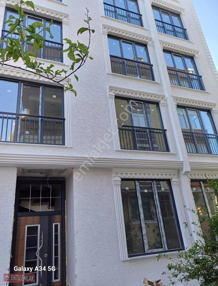 Büyükçekmecede 1+1 Satılık Daire