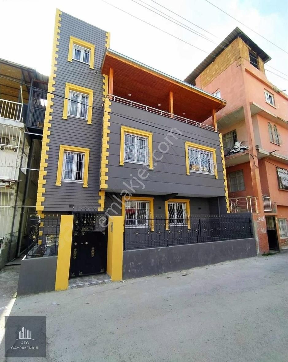Aydınlar Da Satılık 3 Katlı Sıfır Yapı Müstakil Ev