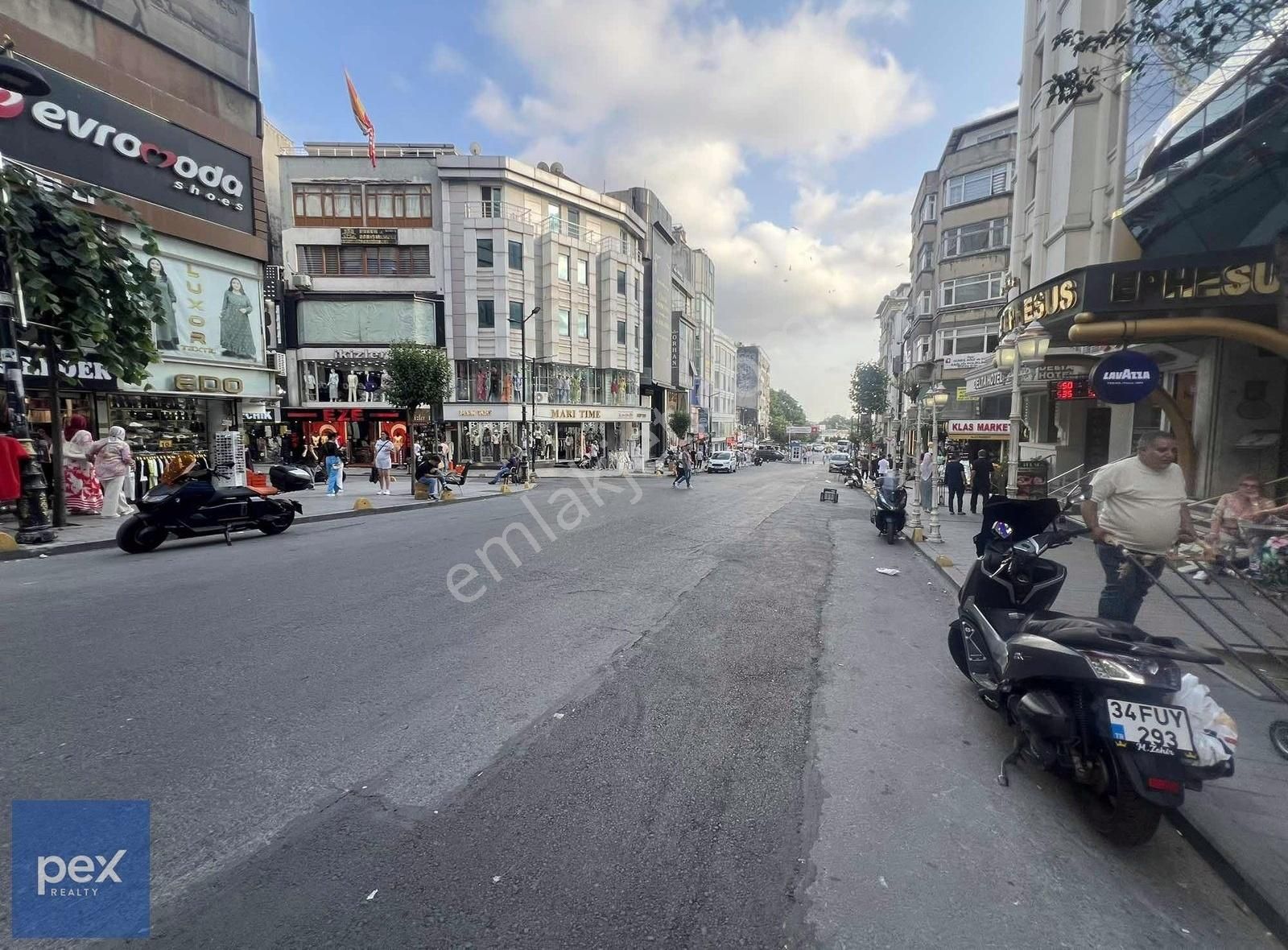 Laleli Aksaray Cad Merkezi Depolu Dükkan