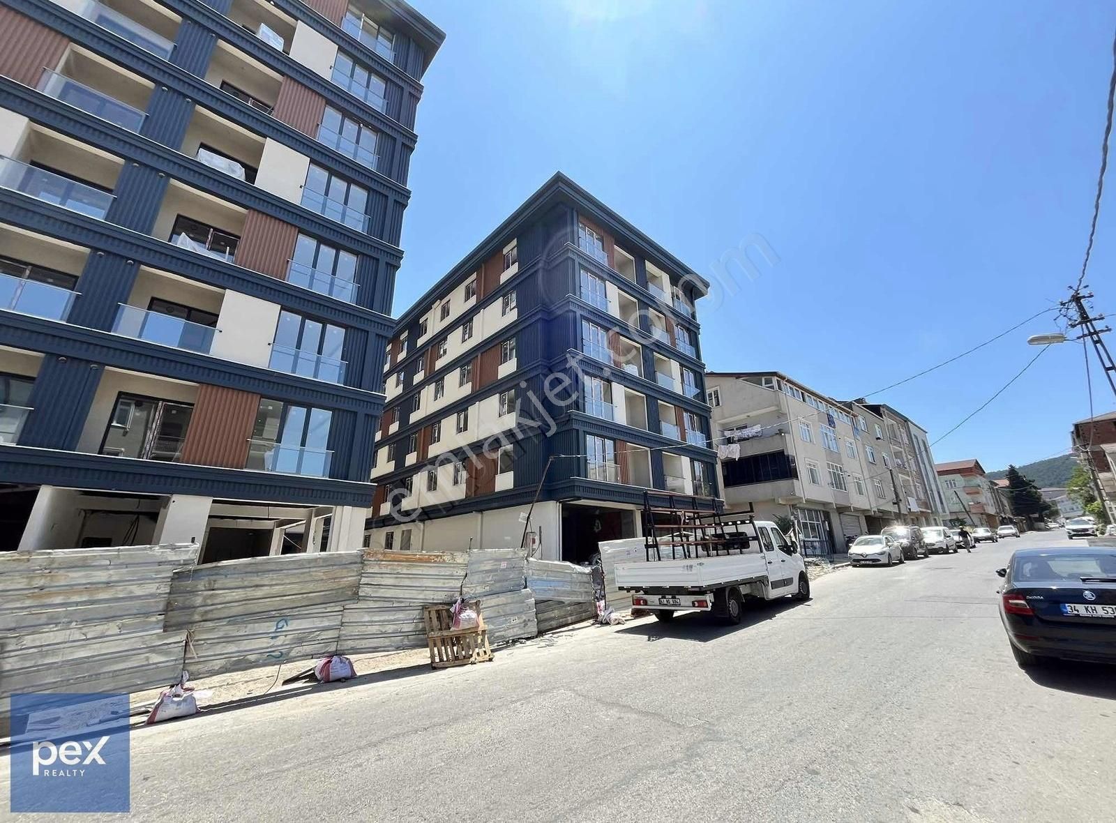 Mehmet Akif Mh. Site İçinde Ebeveyn Banyolu 3+1 Satılık Daire
