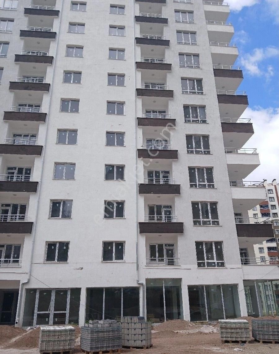 Talasın Gözdesi Papatya Caddesi Satılık 3+1 Daire