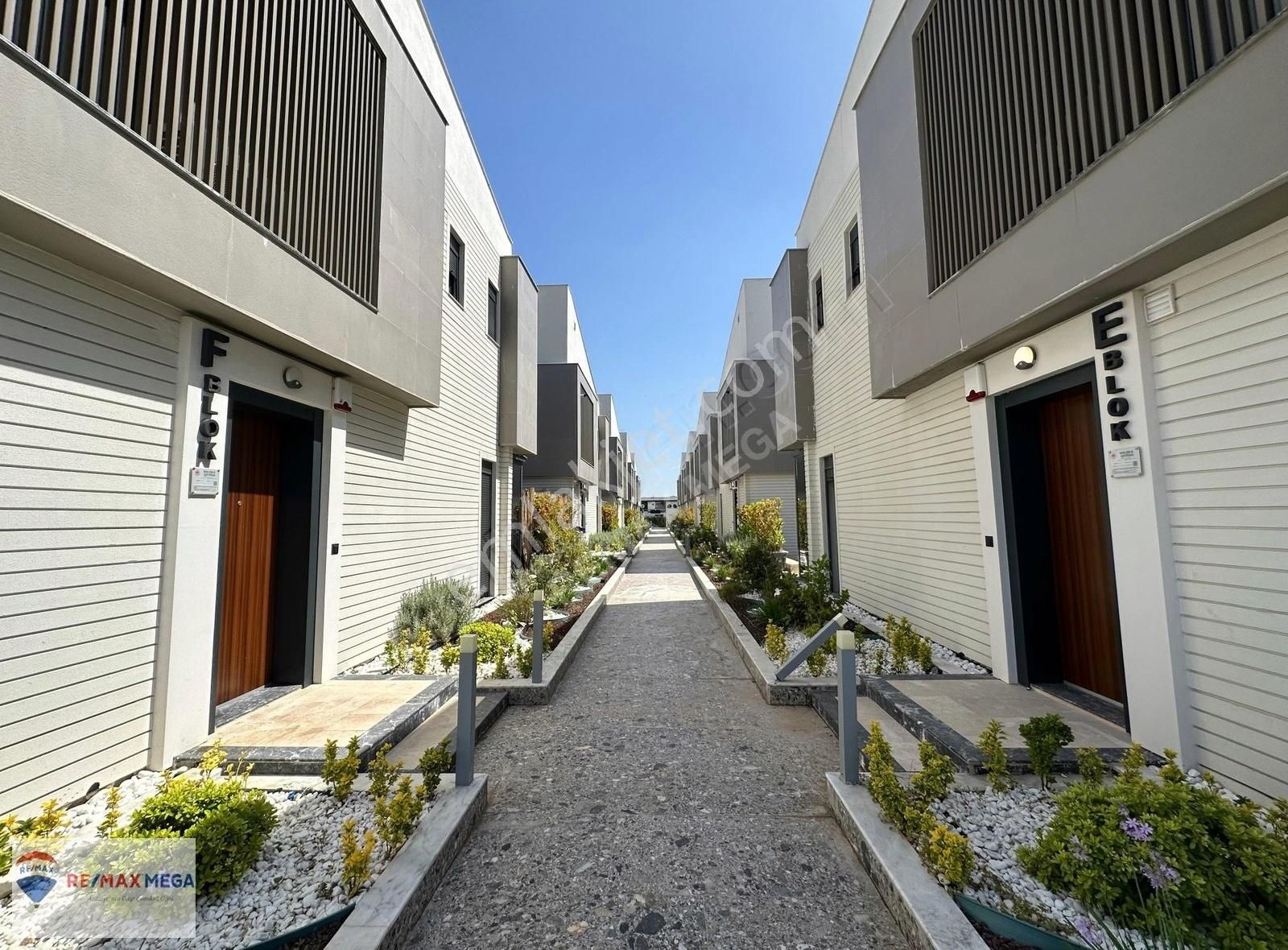 Döşemealtı Altınkalede Özel Havuz Ve Kapalı Otoparklı 6+1 Villa - Görsel 15
