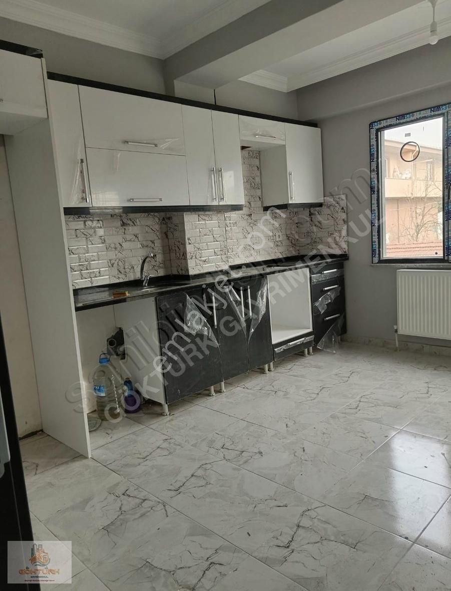 Hatip Mahallesinin Gözde Bölgesinde 3+1 Satılık Daire