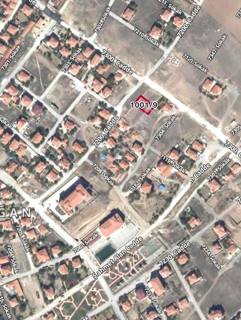 🇹🇷 Kule Emlak’tan Yenidoğan Mahallesi Şehir Stadyumu Yakınında Satılık Arsa