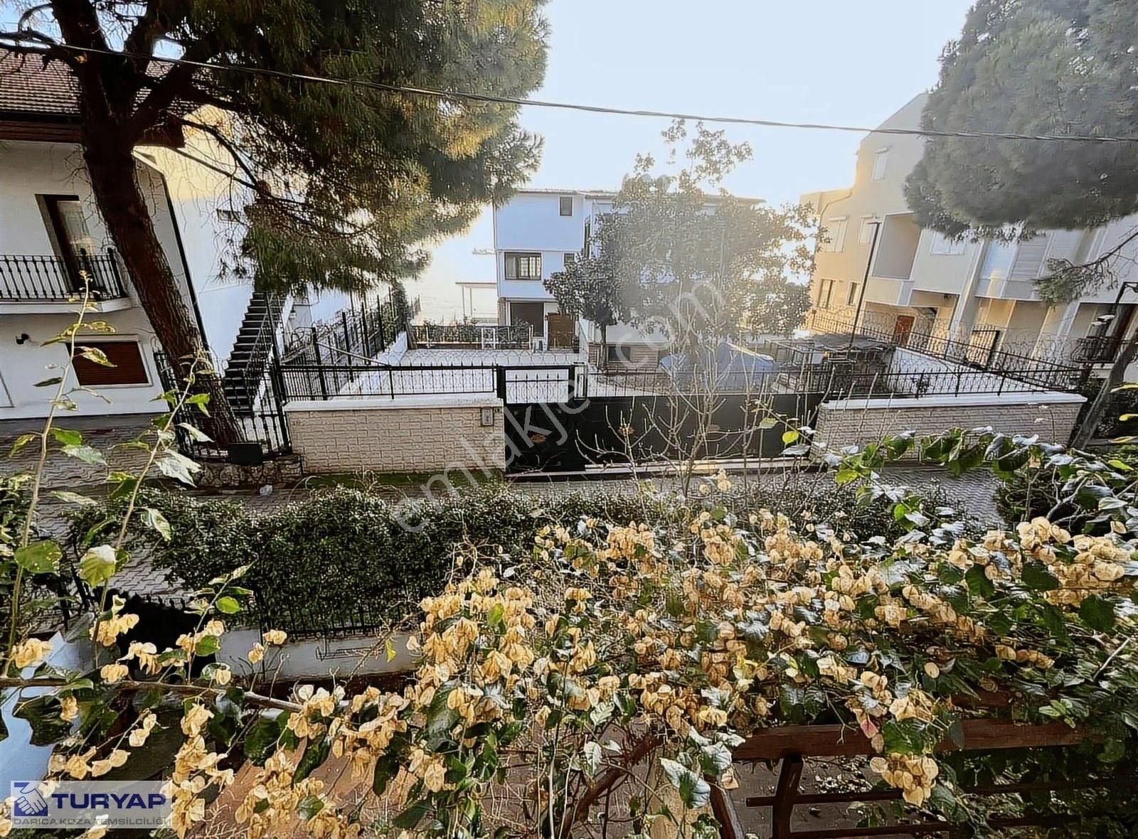 Turyap Koza'dan Bahçeli 3+1 Dubleks Deniz Manzaralı Şömineli - Görsel 19