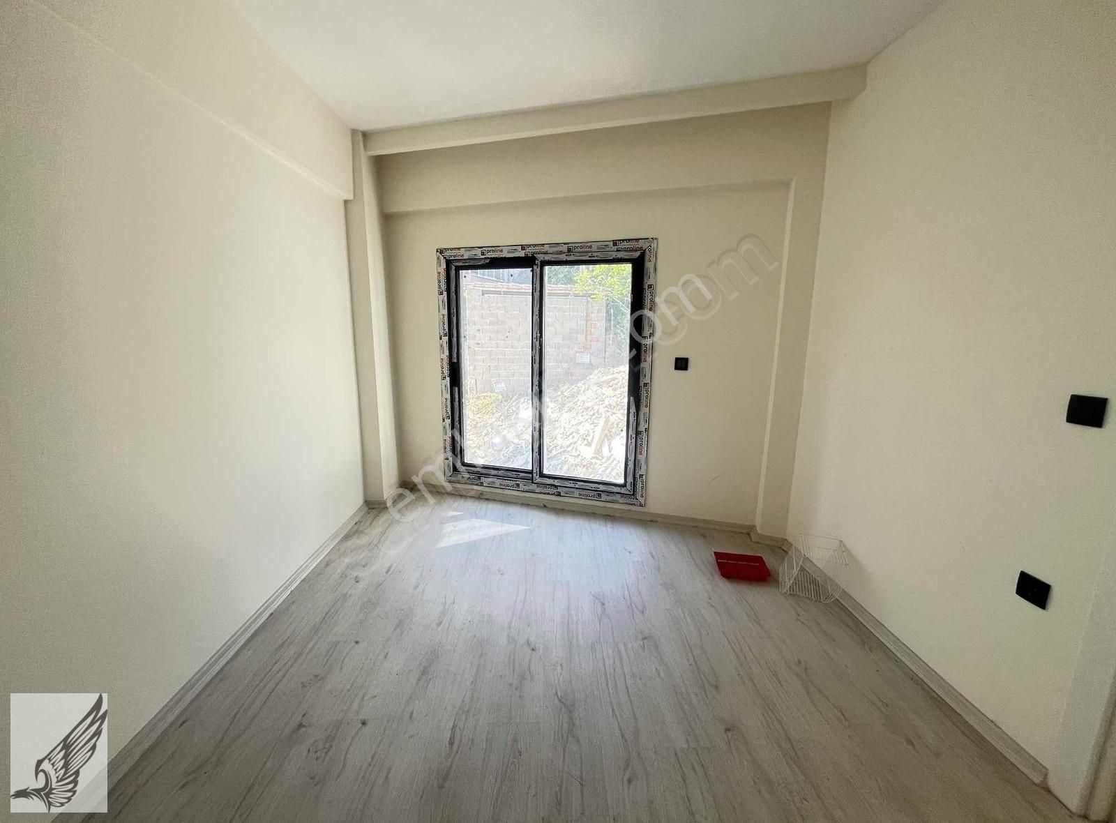 Seferihisar Çarşı Merkezine Yakın Yatırımlık 1+1 Satılık Daire - Görsel 10