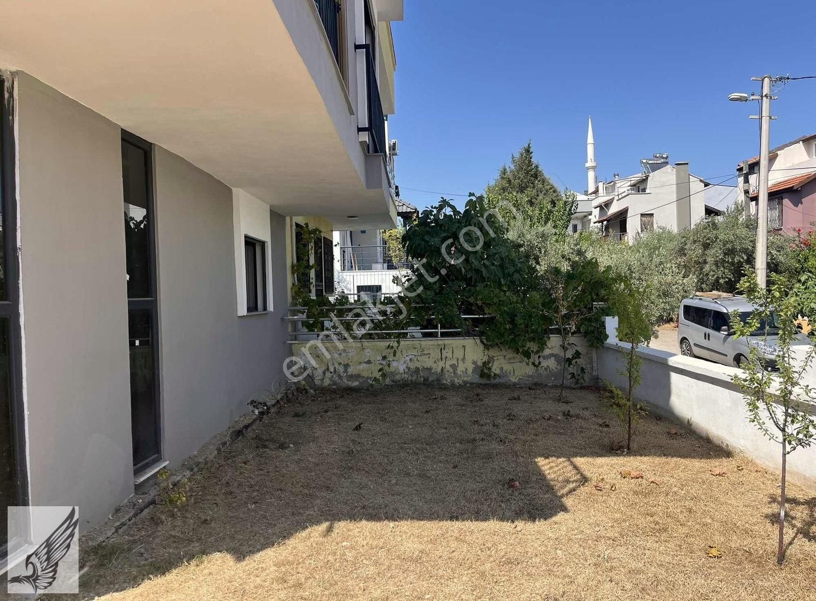 Akarca'da Denize Yürüme Mesafesinde 4+1 Tripleks Satılık Villa - Görsel 22