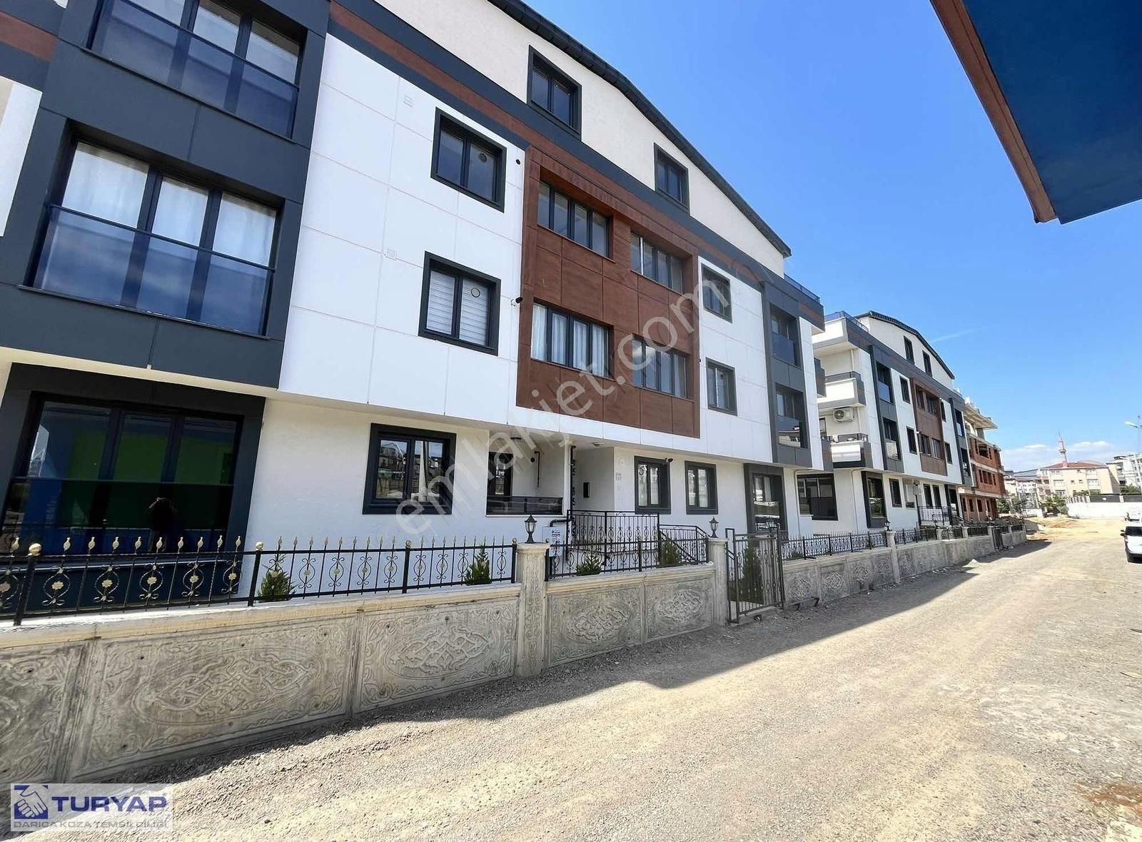 Turyap Koza'dan Bayramoğlunda Sıfır 2+1 Giriş Kat Daire