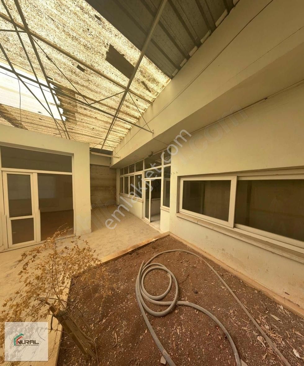 Sanayi Sitesinde Mobilyacılar Bölümünde İki Katlı Satılık İşyeri - Görsel 20